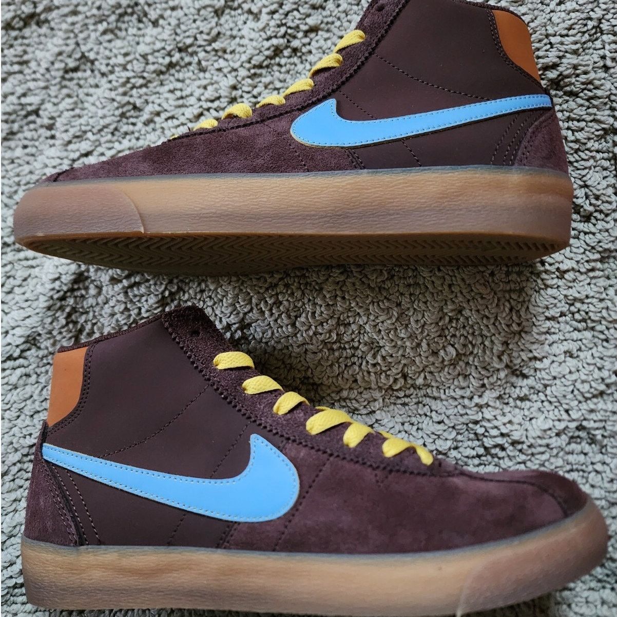 Nike Wmns Nike Why So Sad? x Bruin SB High Brand New Sz 7 Size US 7 / IT 37 - 2 Thumbnail