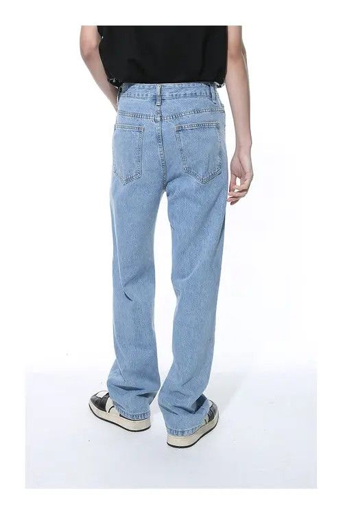 Other Simple classic basic washed light blue jeans Size US 33 - 6 Thumbnail