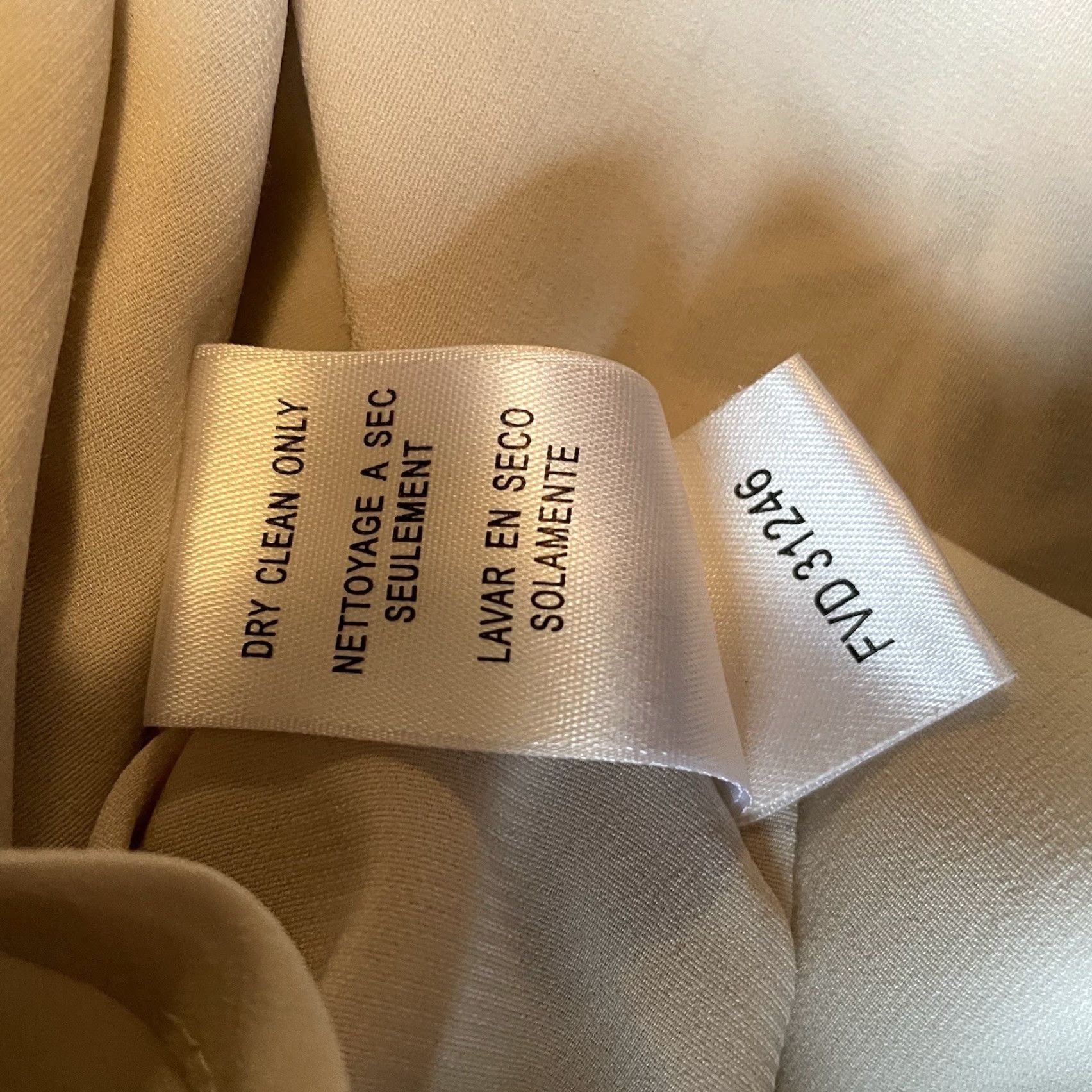 Bcbgmaxazria BCBGMAXAZRIA Skirt Adults Womens Knee Length A-Line Black Cream Silk Belted 2 MacIntosh Rose Morris Vintage No Size 26" / US 2 / IT 38 - 8 Thumbnail