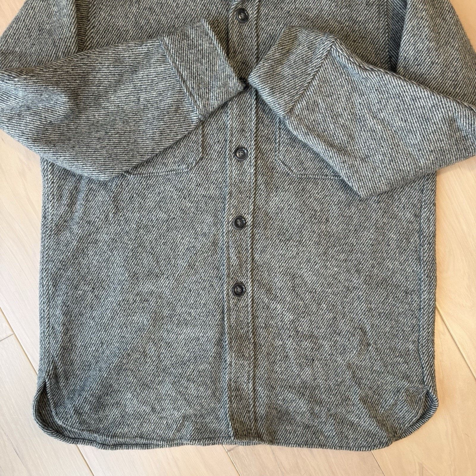 Woolrich Woolen Mills Vintage Woolrich Heavy Wool Shirt Large Gray 70s Button Up Size US L / EU 52-54 / 3 - 6 Thumbnail