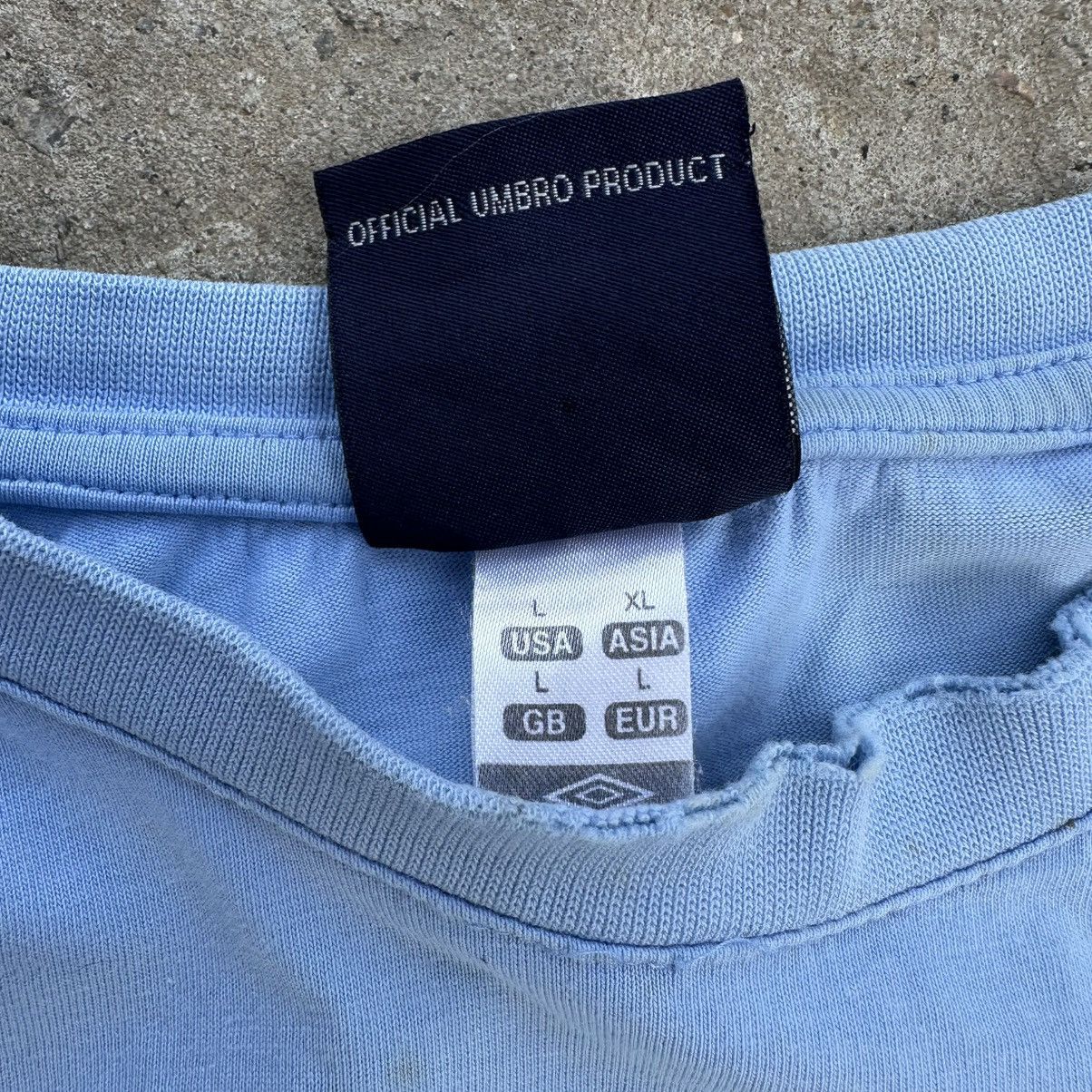 Umbro Vintage Umbro T-shirts Big Logo Size M Grunge 00s USA Size US M / EU 48-50 / 2 - 7 Thumbnail