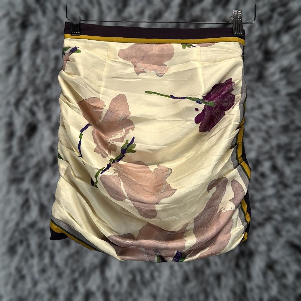 Zara ZARA Silk Floral Mini Skirt S Womens Small Multicolor Short Ruched Sides Zip Size 28" / US 6 / IT 42 - 1 Thumbnail