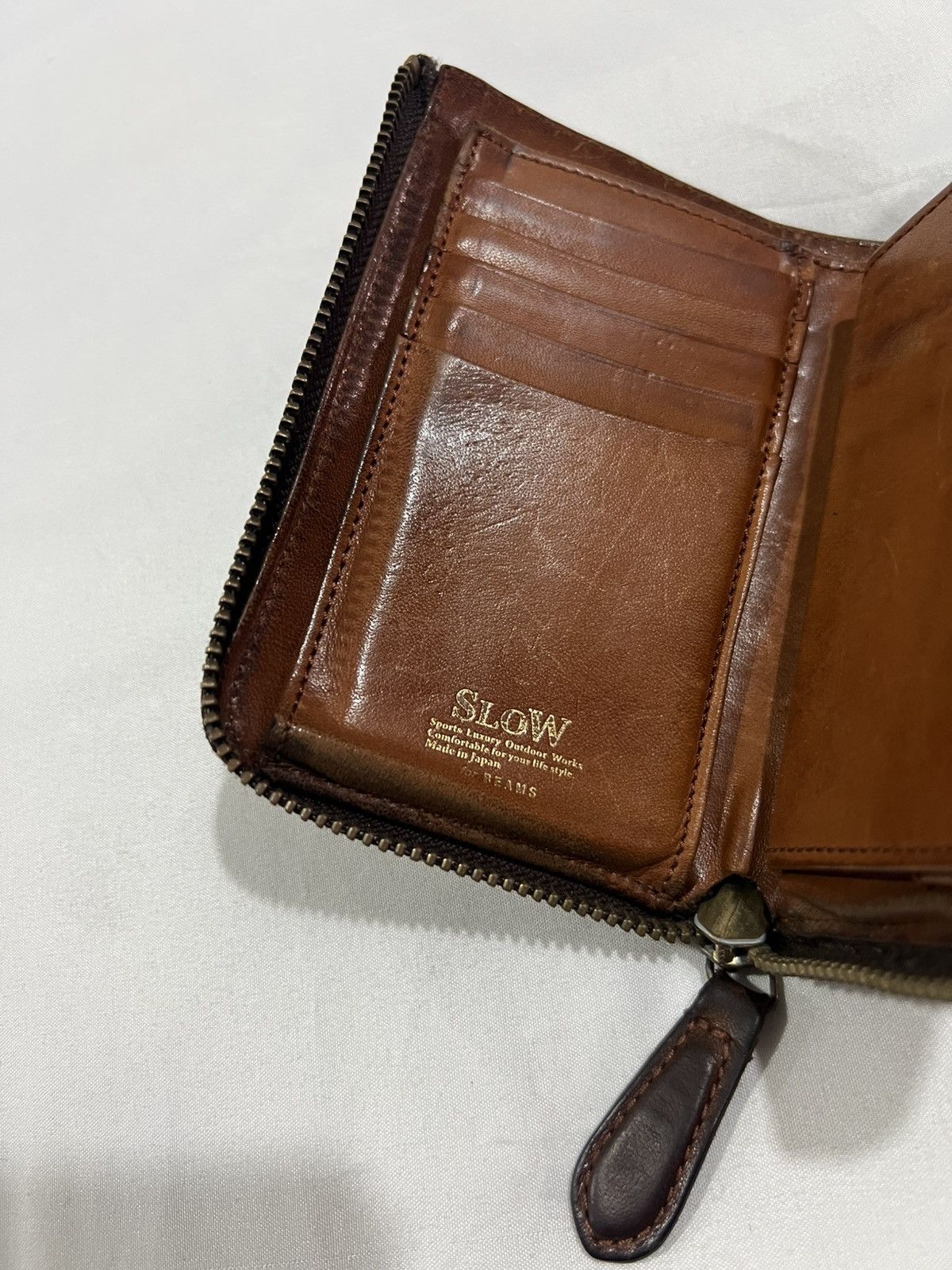 Redmoon Beams Genuine Leather Beautiful Patina Bi Fold Zipper Wallet Size ONE SIZE - 10 Thumbnail