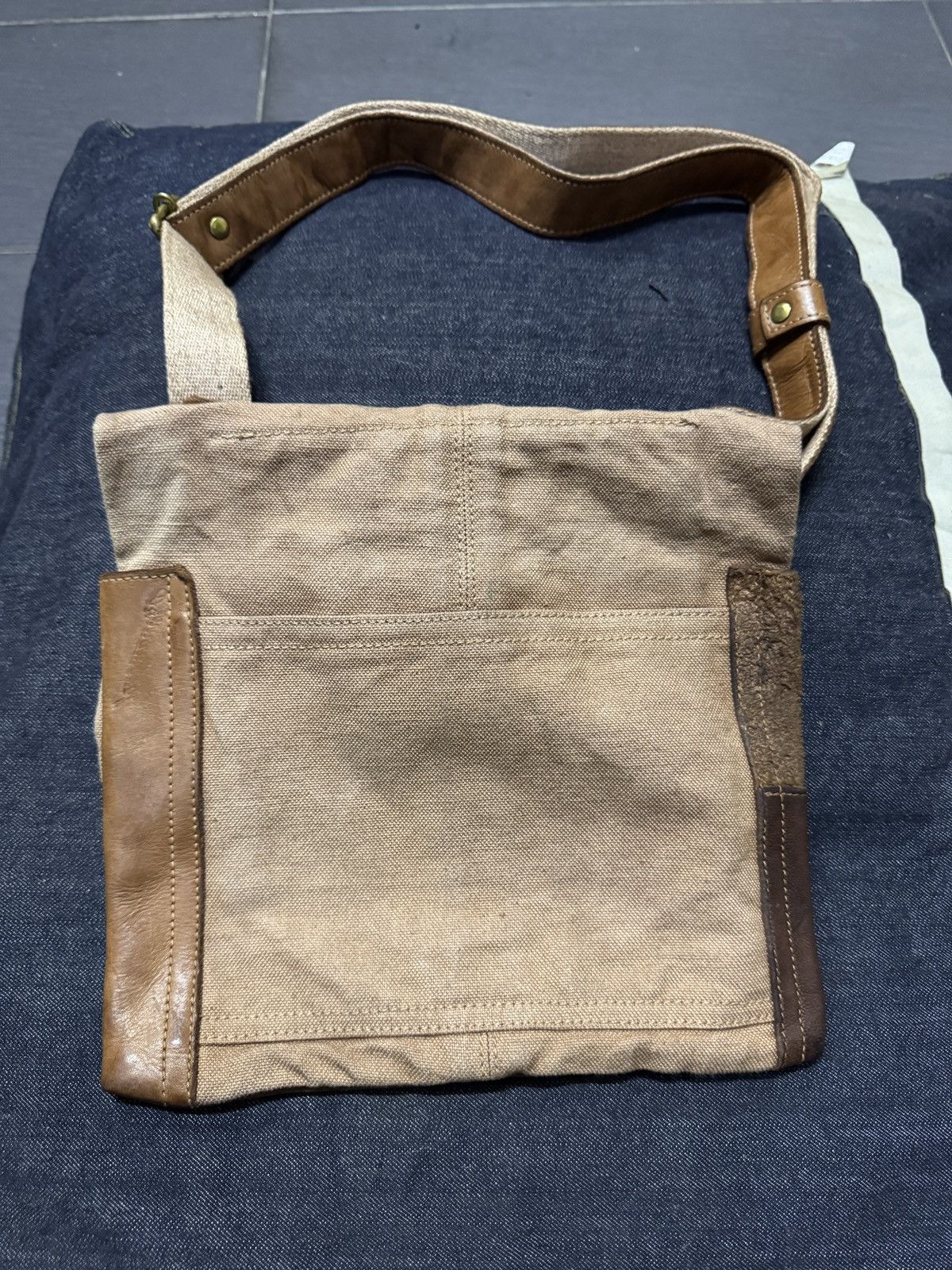 Vintage Japanese Brand Craft Leather Sling bag Size ONE SIZE - 8 Thumbnail