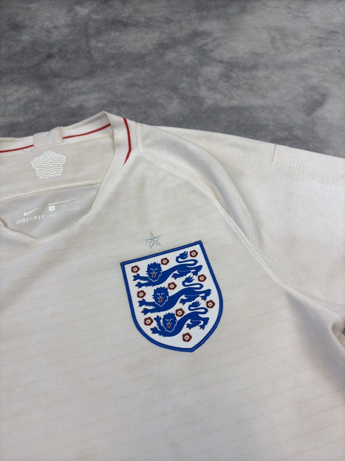 Umbro × Vintage Vintage Nike England Team Football Short Sleeve Jersey Y2K Size US S / EU 44-46 / 1 - 3 Thumbnail