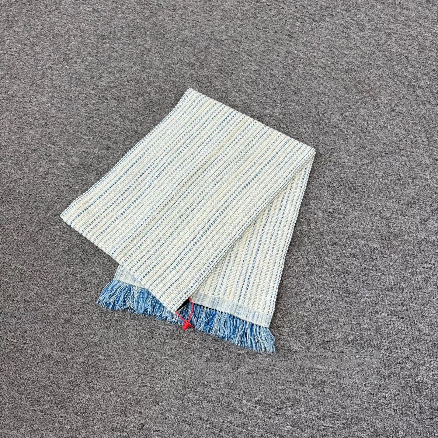 Hermes Hermes Blue and white vertical stripes; cashmere; woven ta Size ONE SIZE - 1 Thumbnail