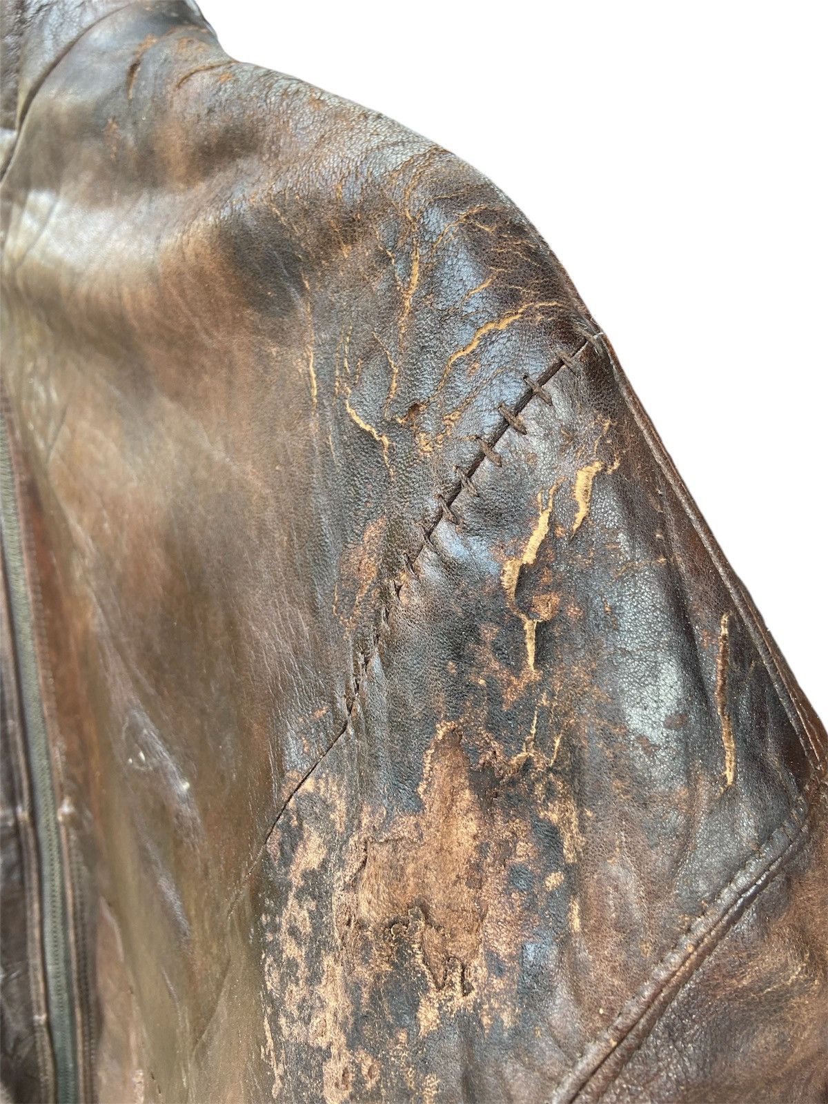 Gianfranco Ferre × Vintage Metal patch GFF Gianfranco Ferre vintage leather jacket Size US M / EU 48-50 / 2 - 17 Thumbnail