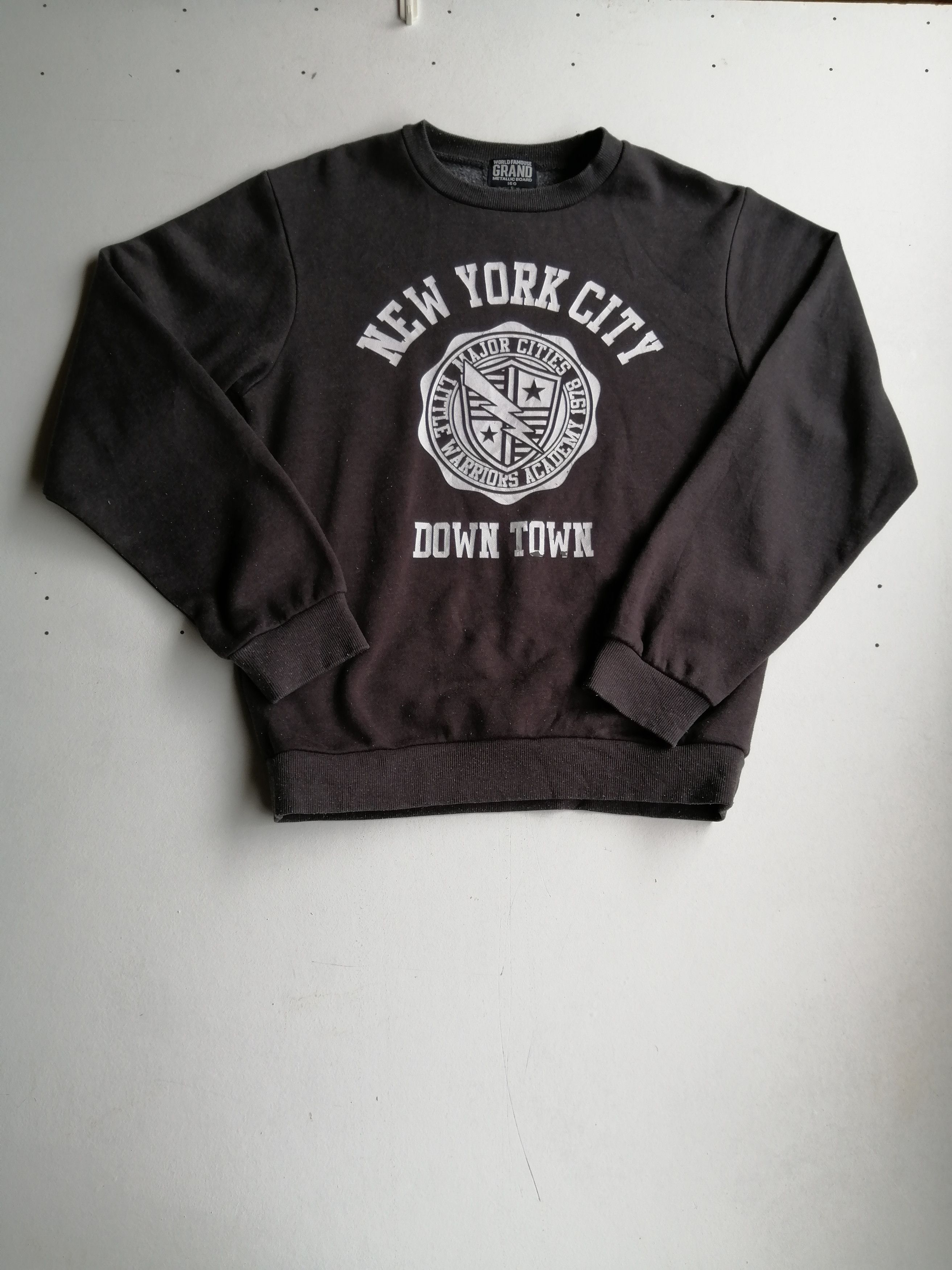 Designer Vtg Grand Metallic Board New York City Big Logo Sweatshirt Size US S / EU 44-46 / 1 - 1 Thumbnail