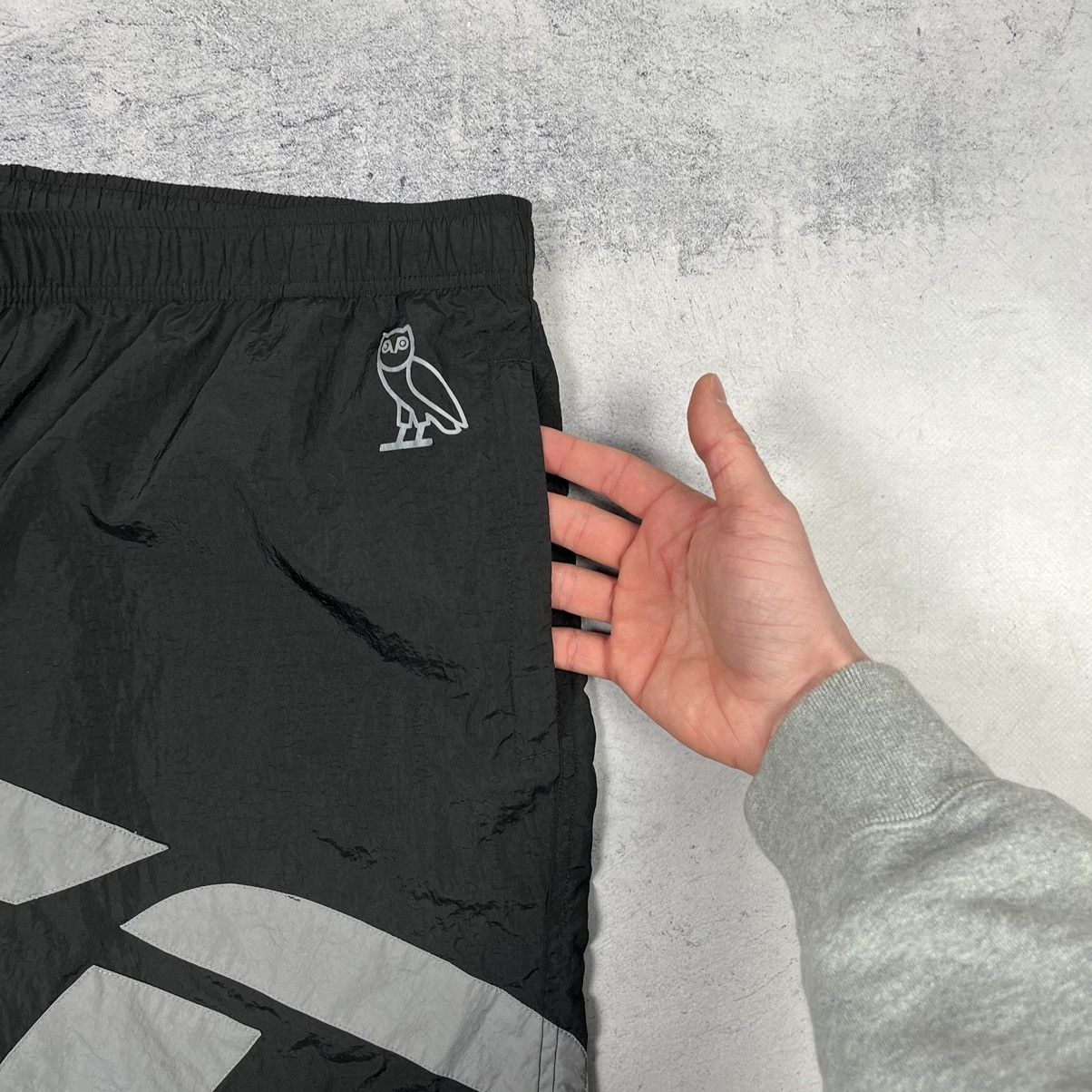 October's Very Own OVO October’s Very Own Big Logo Nylon Shorts Size US 36 / EU 52 - 11 Thumbnail