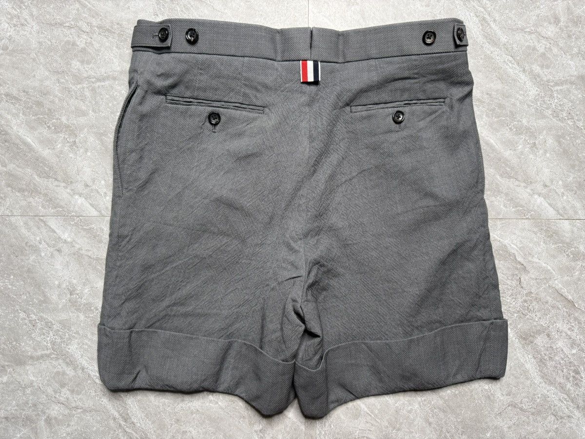 Thom Browne Thom Browne F/W 22 Single Pleated Wool Shorts Size US 31 - 5 Thumbnail