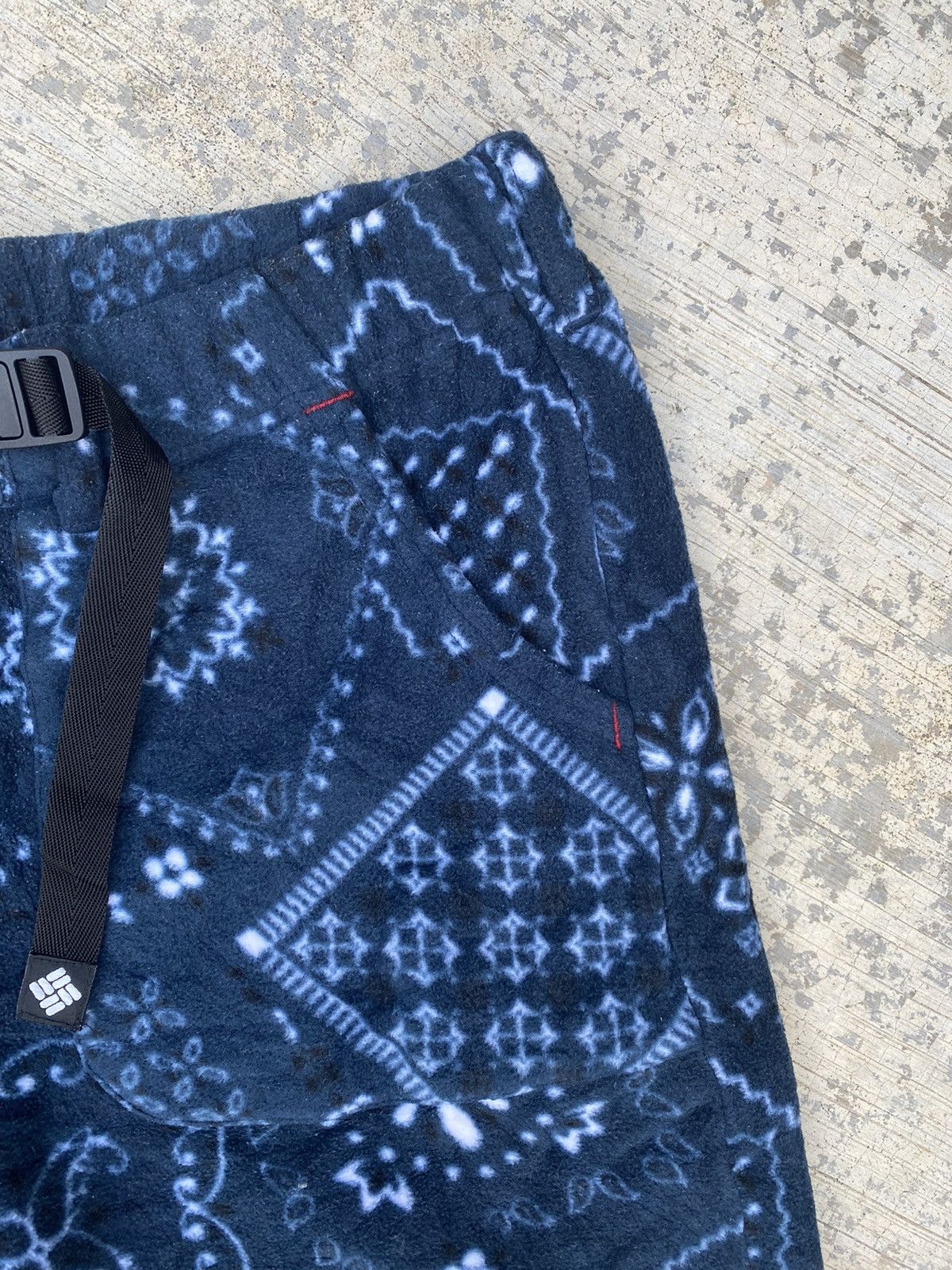 Columbia Columbia fleece shorts Size US 29 - 4 Thumbnail