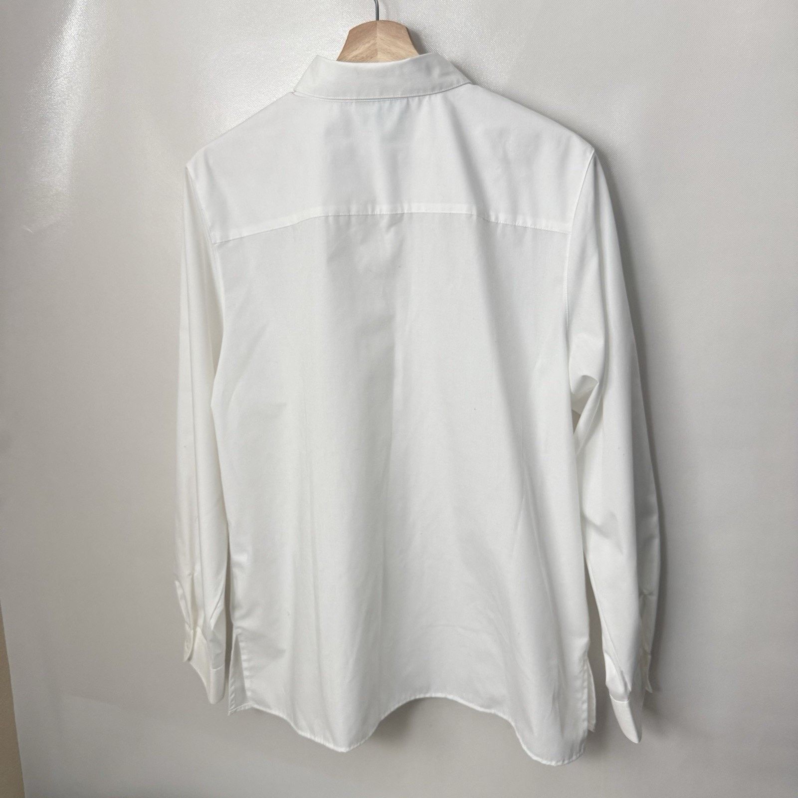 Other Foxcroft Top Blouse Embroidered Wrinkle Free Preppy Office Size XL / US 12-14 / IT 48-50 - 2 Thumbnail