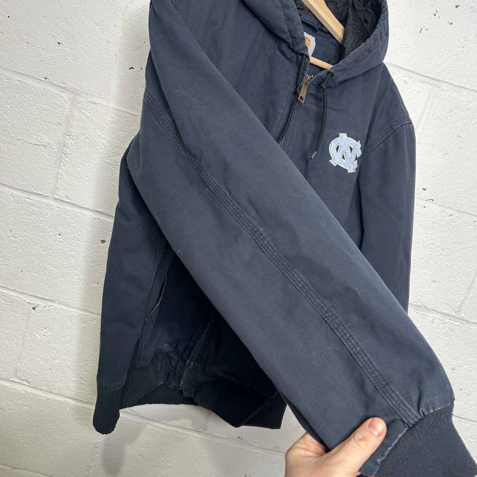 Carhartt Y2K Carhartt Ripstop Hooded Active Jacket "UNC Tarheels" Size US M / EU 48-50 / 2 - 6 Thumbnail