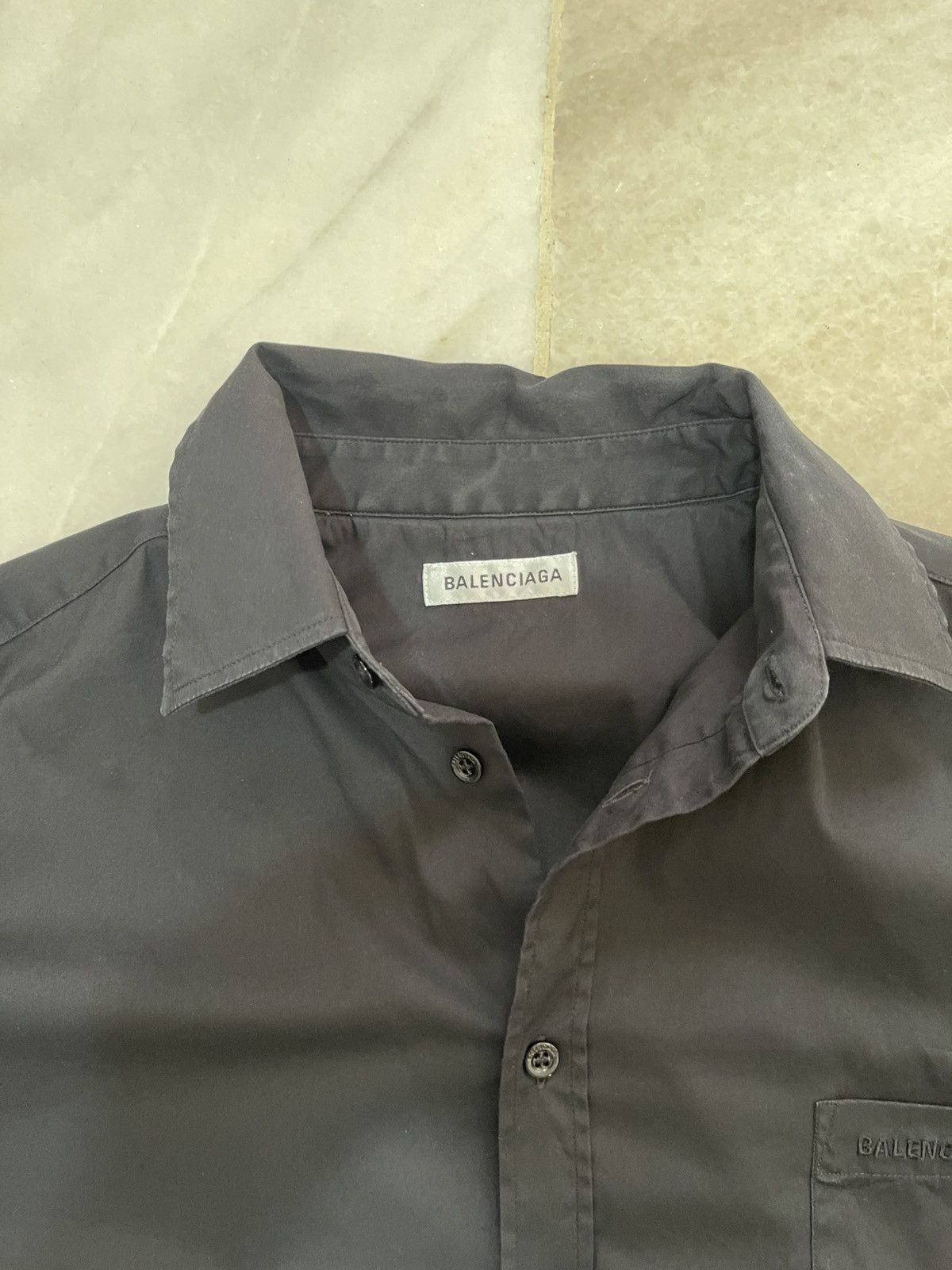 Balenciaga 2016 Balenciaga Oversive Button Up Shirt Size US L / EU 52-54 / 3 - 9 Thumbnail