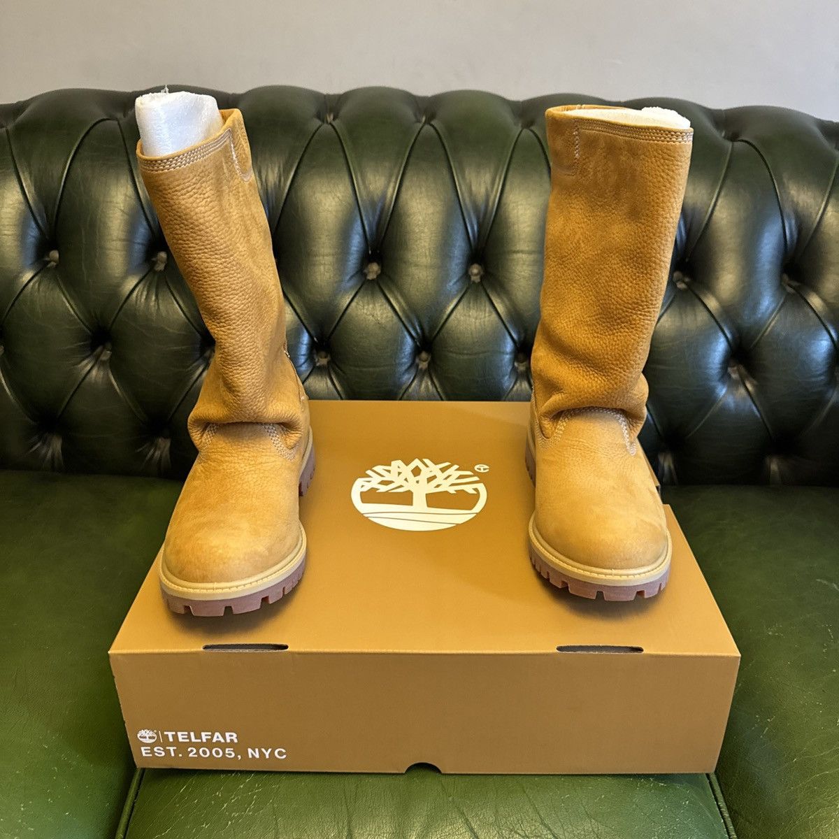 Timberland Timberland x telfar mid boot in wheat uk 4.5 us 5 Size US 7 / IT 37 - 2 Thumbnail
