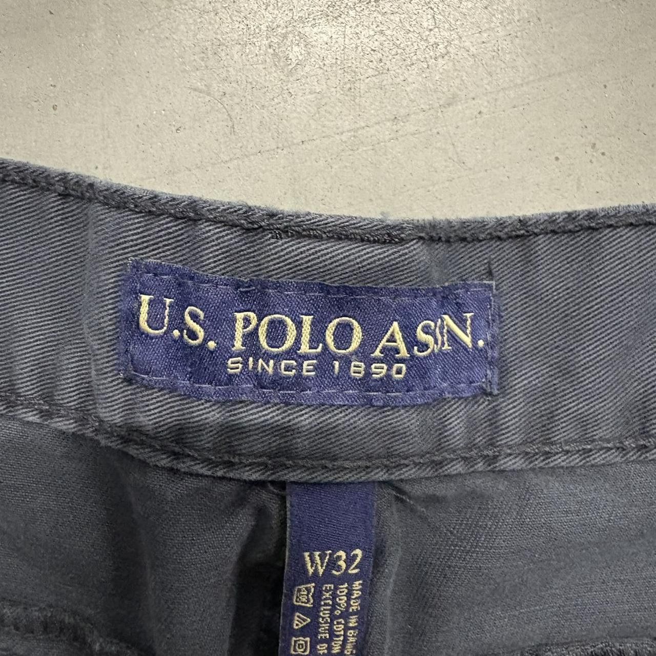 Vintage Crazy Vintage Y2K/2000s Grey US Polo Assn Cargo Shorts! Size US 32 / EU 48 - 3 Thumbnail