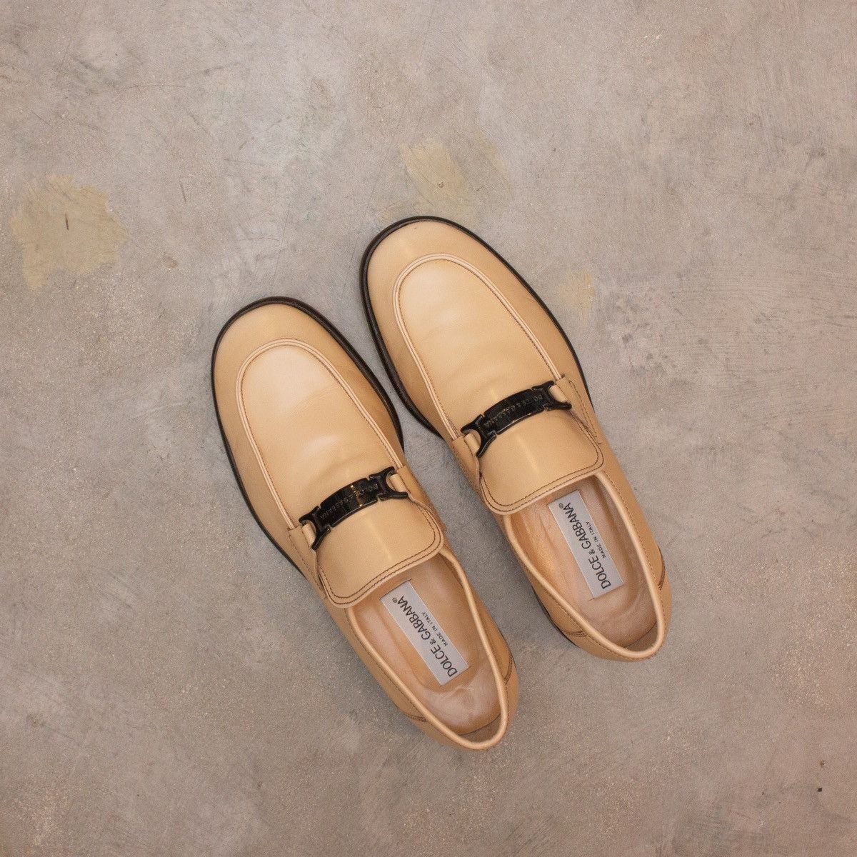 Dolce & Gabbana 895$MRP Dolce & Gabbana Ivory Round Toe Loafers Size US 8.5 / EU 41-42 - 9 Thumbnail