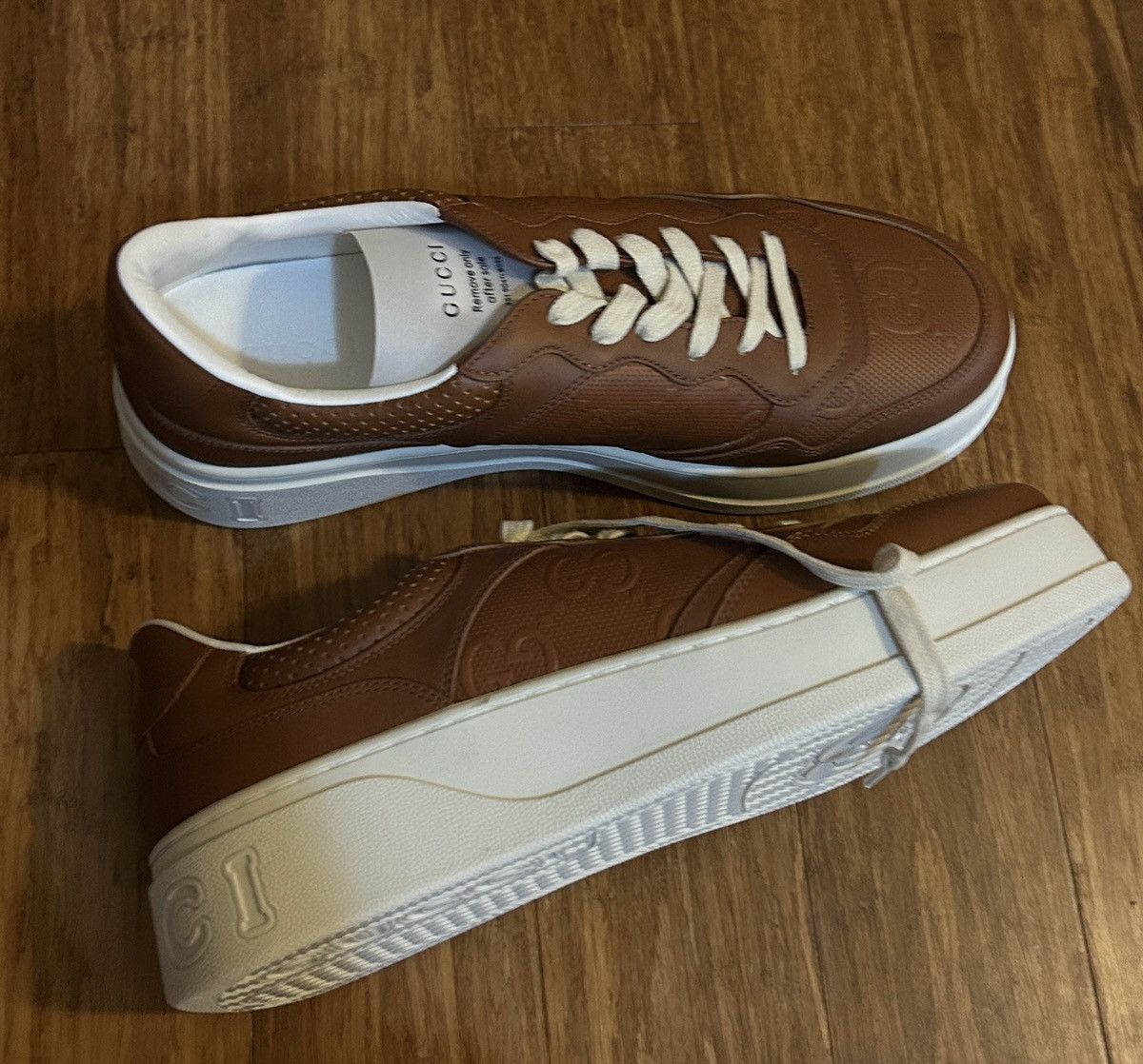 Gucci Gucci GG Logo Embossed Sneaker Size US 12 / EU 45 - 7 Thumbnail