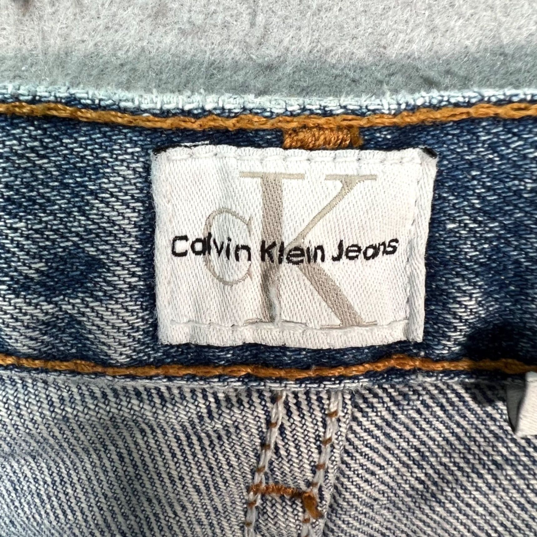 Calvin Klein Calvin Klein Jeans Womens 16 Easy Fit Denim Straight 5-Pocket Blue Distressed Hem Vintage No N/A Size 38" / US 16 / IT 52 - 4 Thumbnail
