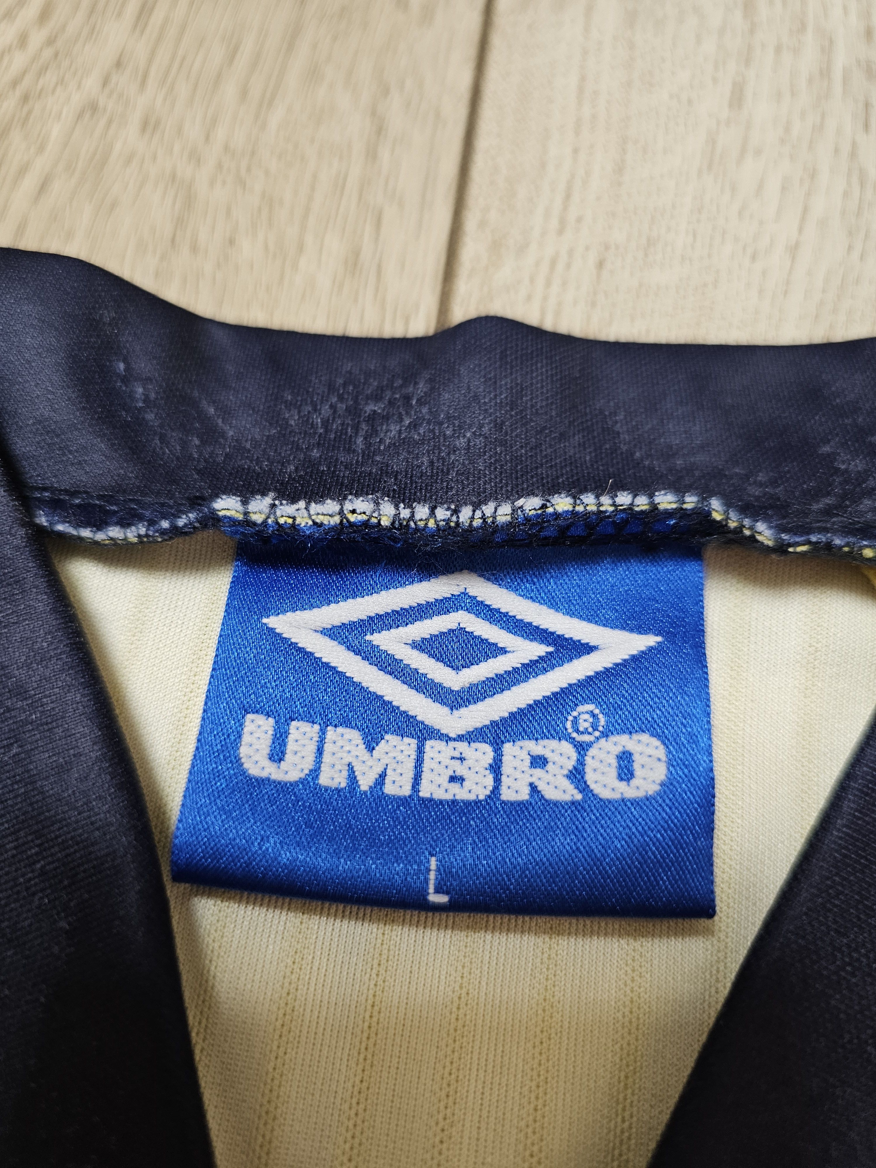 Umbro × Vintage SCOTLAND 1996 1998 AWAY FOOTBALL SHIRT SOCCER JERSEY Size US L / EU 52-54 / 3 - 9 Thumbnail