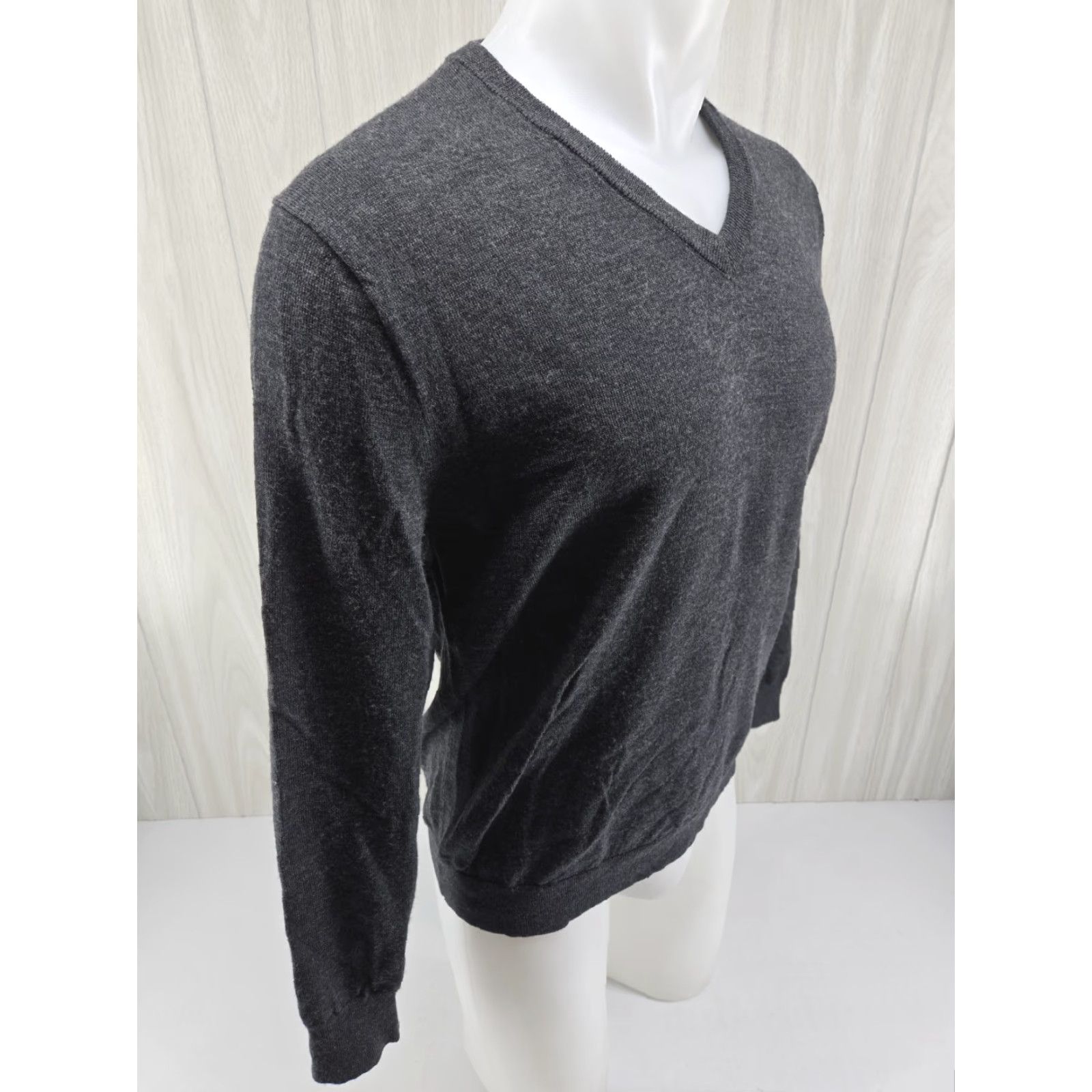J.Crew J.Crew Merino Wool V Neck Charcoal Gray Sweater Slim Fit Men’s Large Size L Pullover Knit Shirt Size US L / EU 52-54 / 3 - 6 Thumbnail