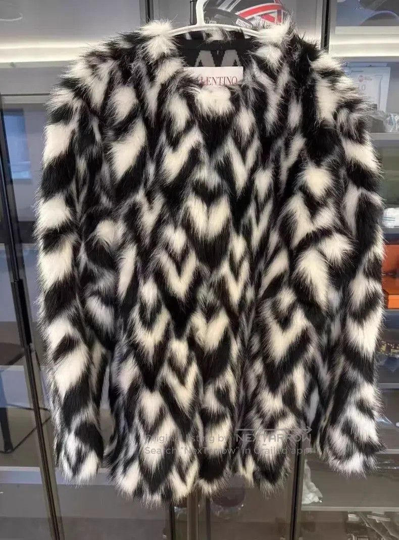 Valentino Valentino coat Size XXS / US 00 / IT 34 - 1 Thumbnail