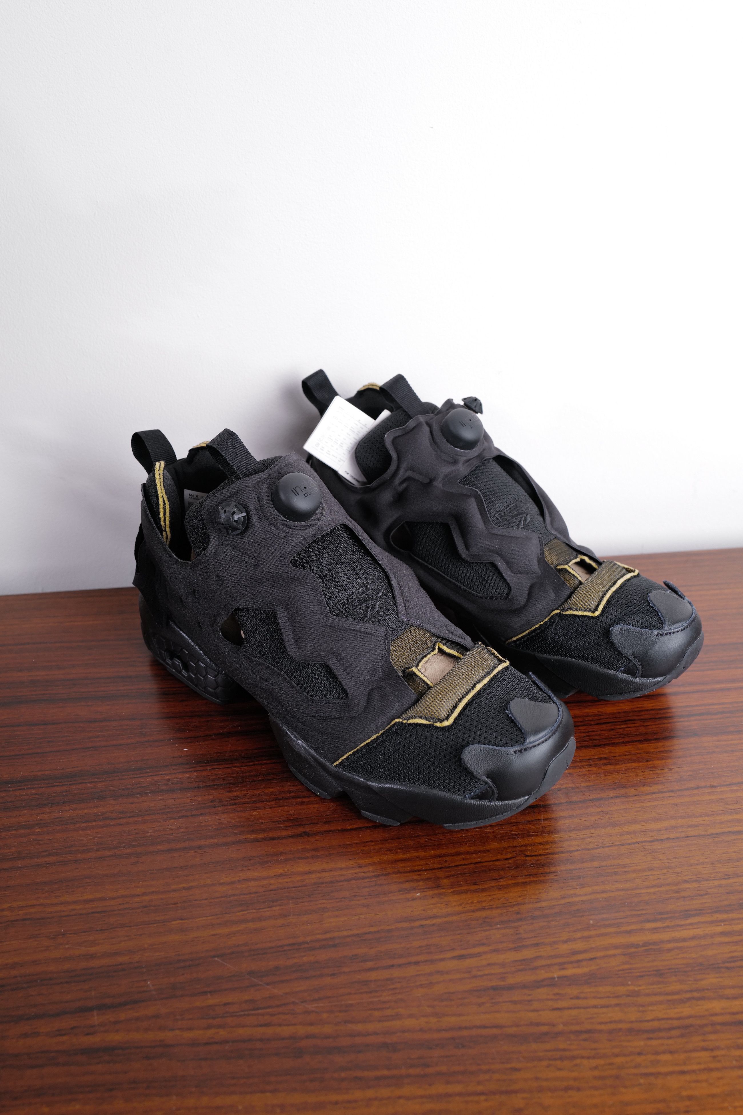 Maison Margiela × Reebok INSTA PUMP Size US 9.5 / EU 42-43 - 11 Thumbnail