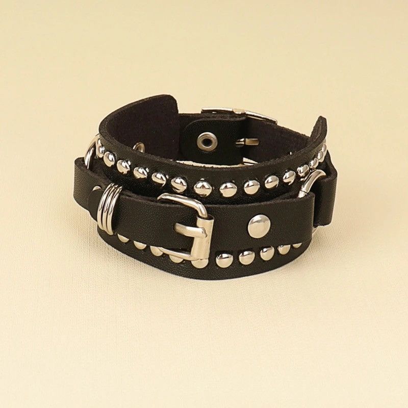 Vintage Leather Studded Bracelet Studded Armband Rivets Bracelet Size ONE SIZE - 5 Thumbnail
