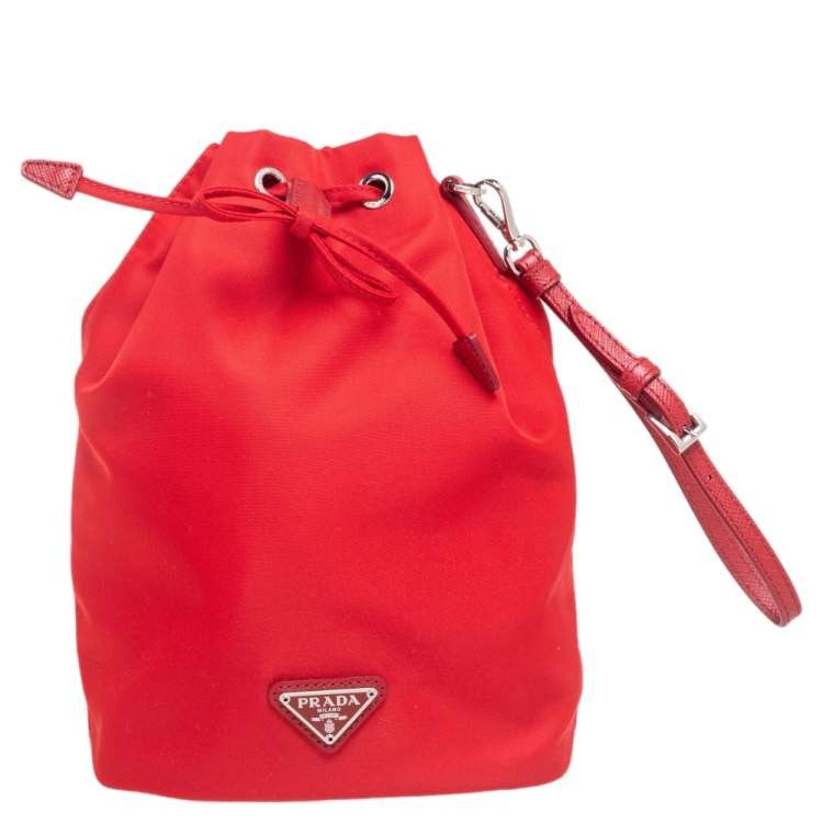Prada o1srvl11e0624 Size: OS / Bucekt Pouch in Red Size ONE SIZE - 1 Thumbnail