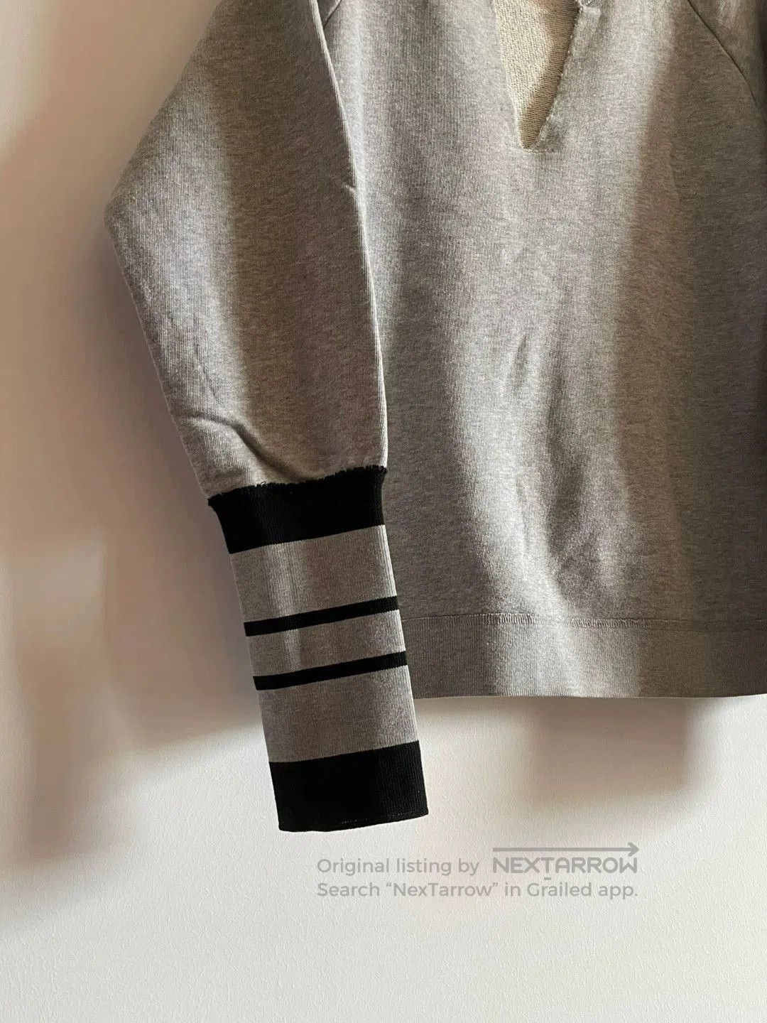 Alexander McQueen Gray Long Sleeve V. Size US S / EU 44-46 / 1 - 6 Thumbnail
