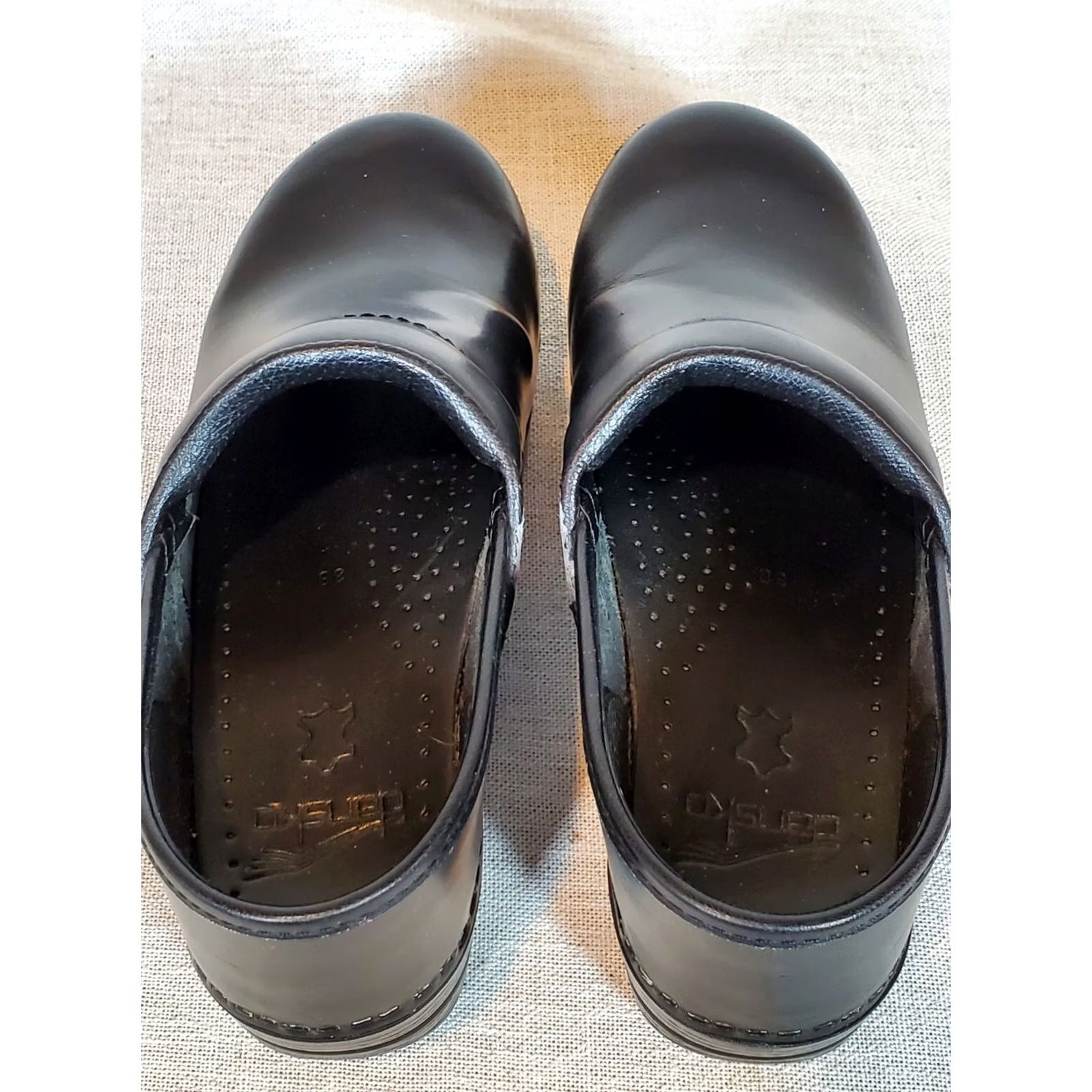 Dansko Dansko Clog Womens Black Leather Professional Work Clogs Women Size Size ONE SIZE - 6 Thumbnail