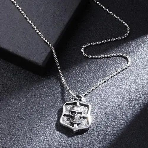 Japanese Brand Gothic Skull Cross Necklace Size ONE SIZE - 3 Thumbnail