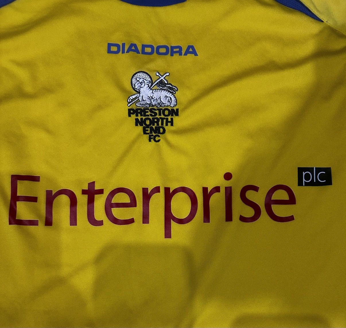 Diadora Sheffield Wednesday home football shirt jersey DIADORA Size US L / EU 52-54 / 3 - 4 Thumbnail