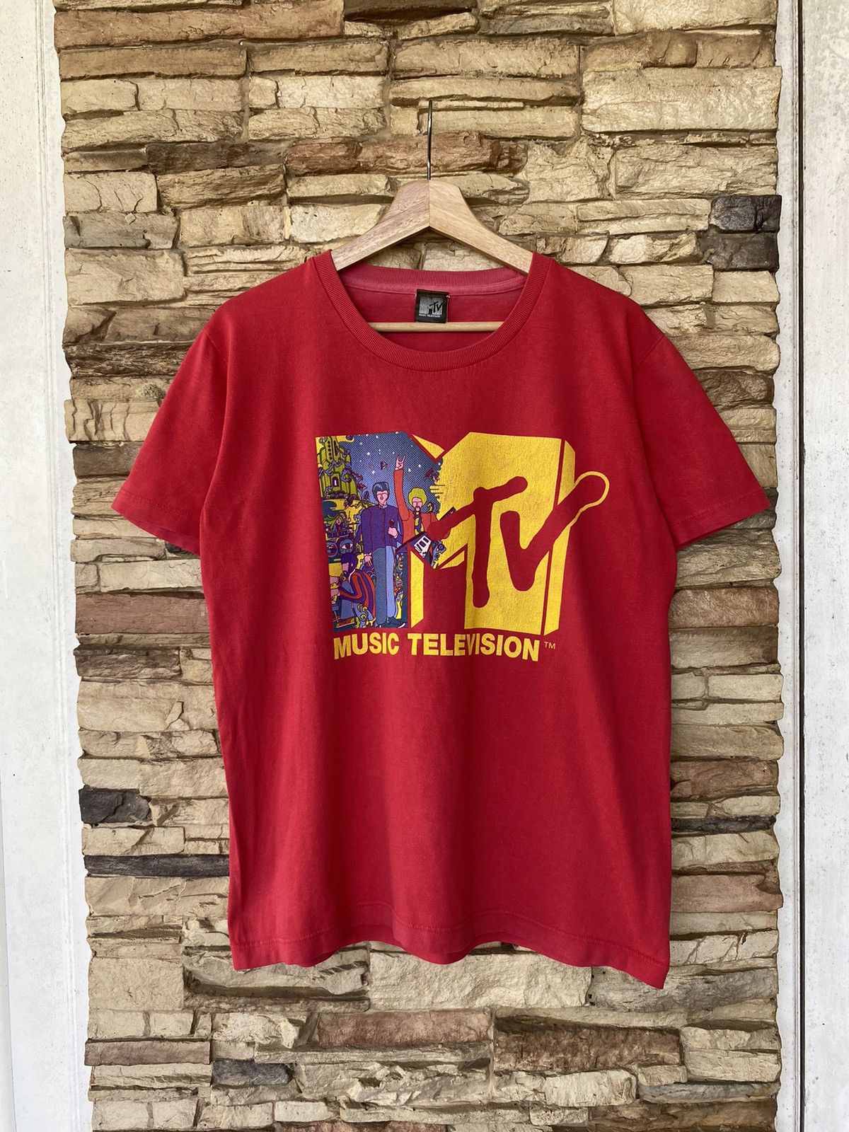 Vintage Vintage MTV Music Television Distressed Band Tees Size US M / EU 48-50 / 2 - 1 Thumbnail