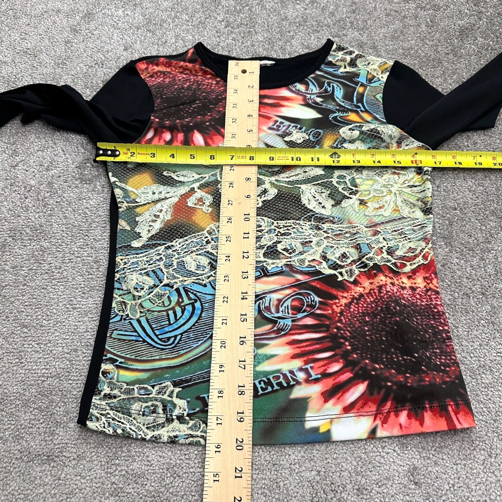 Vintage VINTAGE Unbranded Shirt Womens S Black Graphic Print Crew Neck Long Sleeve Casual Lace 2010s Mens Womens? Size S / US 4 / IT 40 - 4 Thumbnail