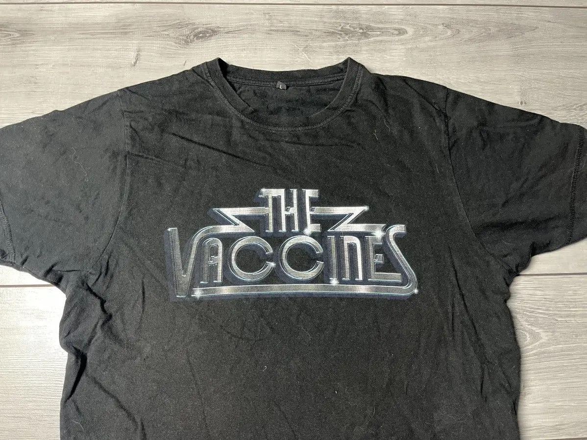 Band Tees The Vaccines Tshirt rock band size Large Size US L / EU 52-54 / 3 - 3 Thumbnail