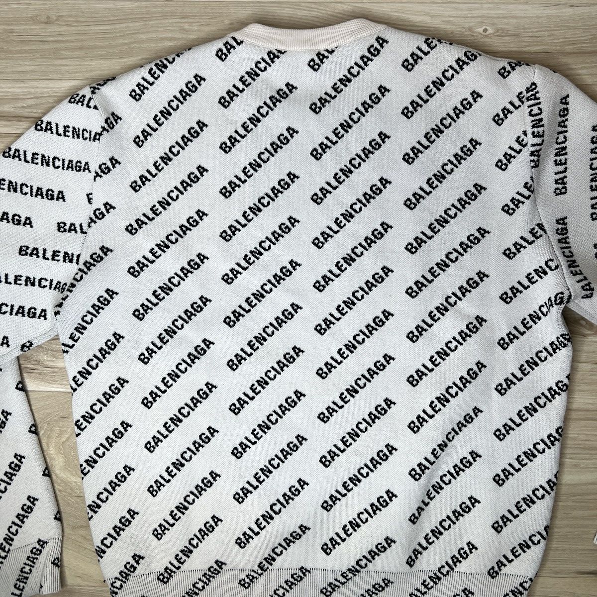 Balenciaga Balenciaga Knit Sweater Size US M / EU 48-50 / 2 - 5 Thumbnail