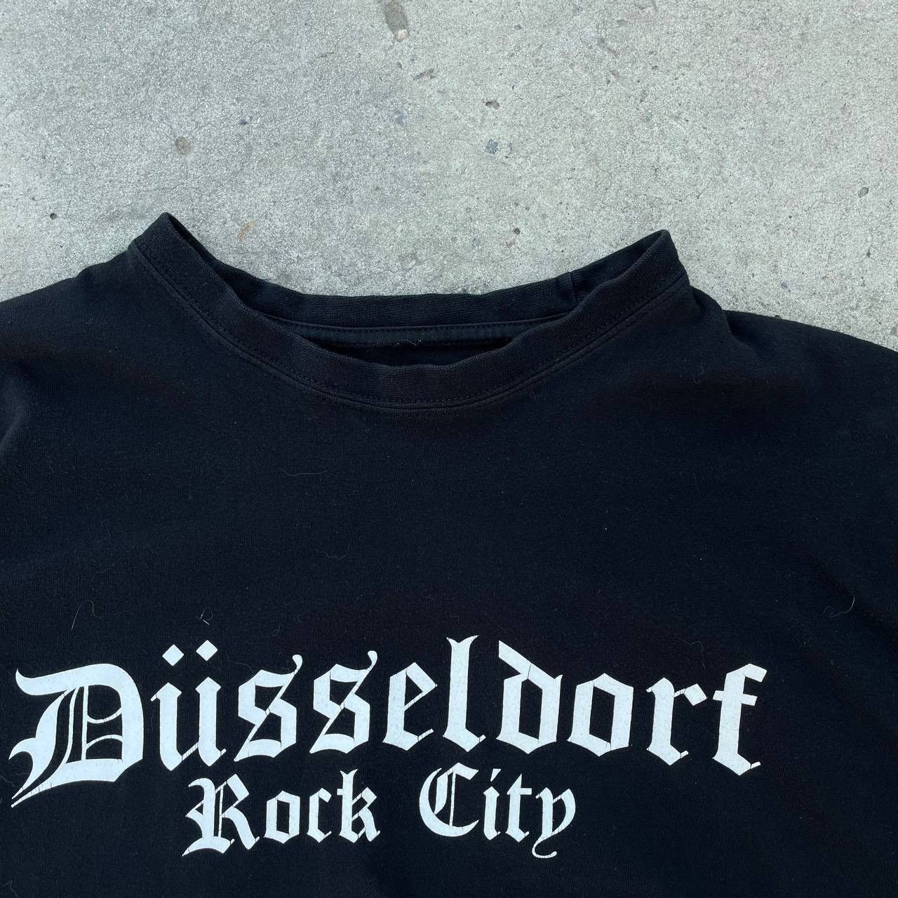 Band Tees Vintage Düsseldorf Rock City T-shirts Band Tee Rock Y2K 00s Size US L / EU 52-54 / 3 - 7 Thumbnail