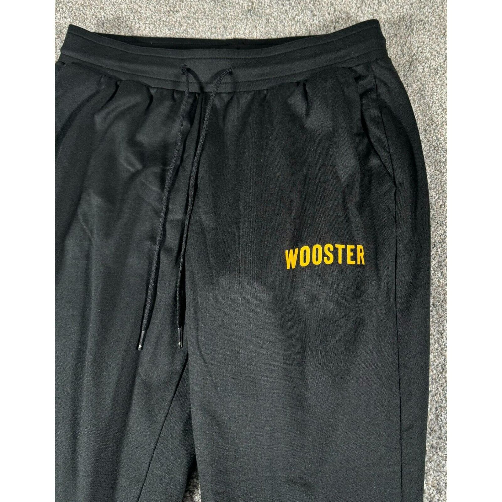 Under Armour Under Armour Wooster Track Pants Mens S Cuffed Athleisure Size US 28 / EU 44 - 2 Thumbnail