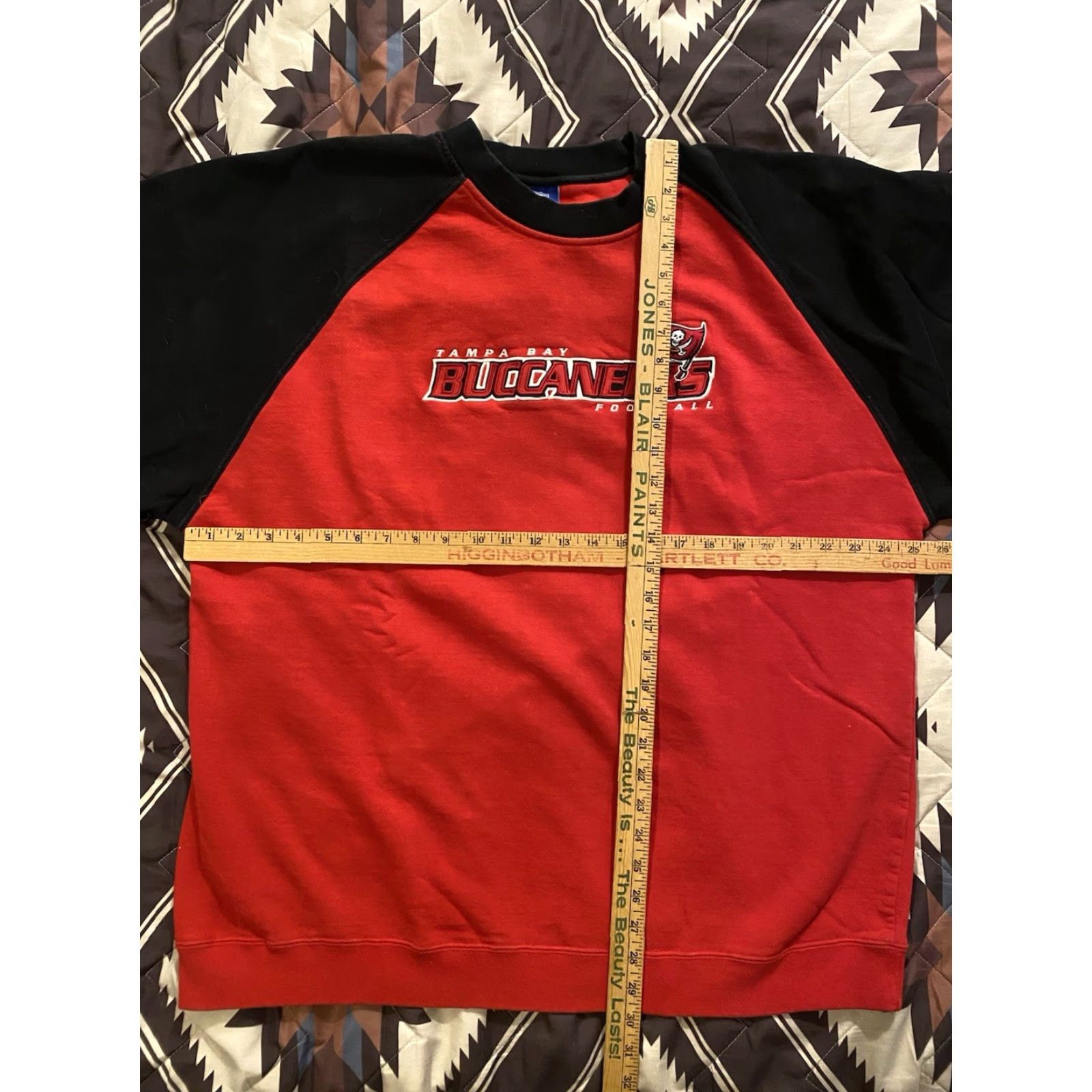 Reebok VINTAGE Reebok Tampa Bay Buccaneers Crewneck Sweatshirt XL Red Embroidered Team Apparel Men’s Pullover Winter Sports Size US XL / EU 56 / 4 - 7 Thumbnail