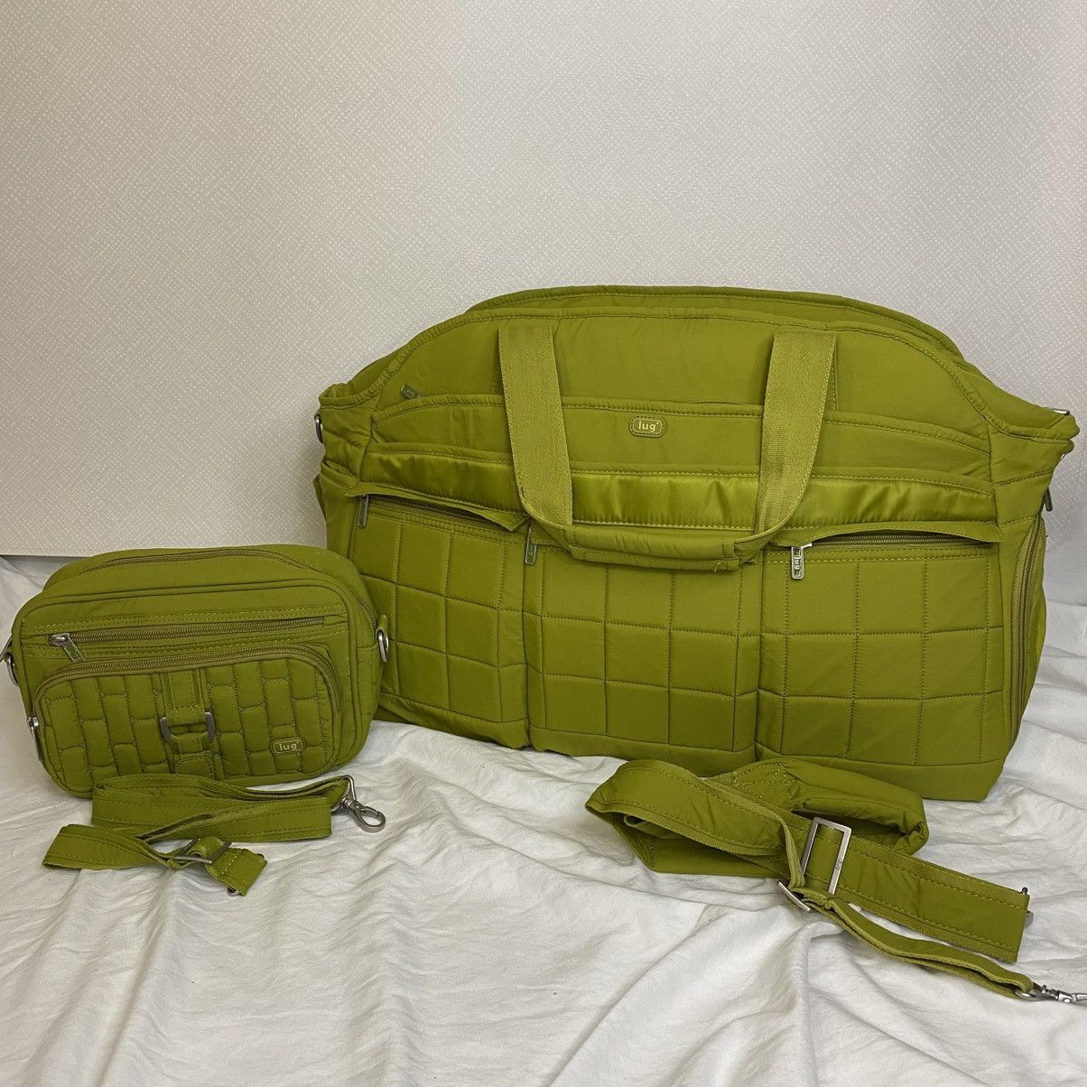 Lug Airbus & Carousel Set Green Overnight Bag Travel Duffel, Women's