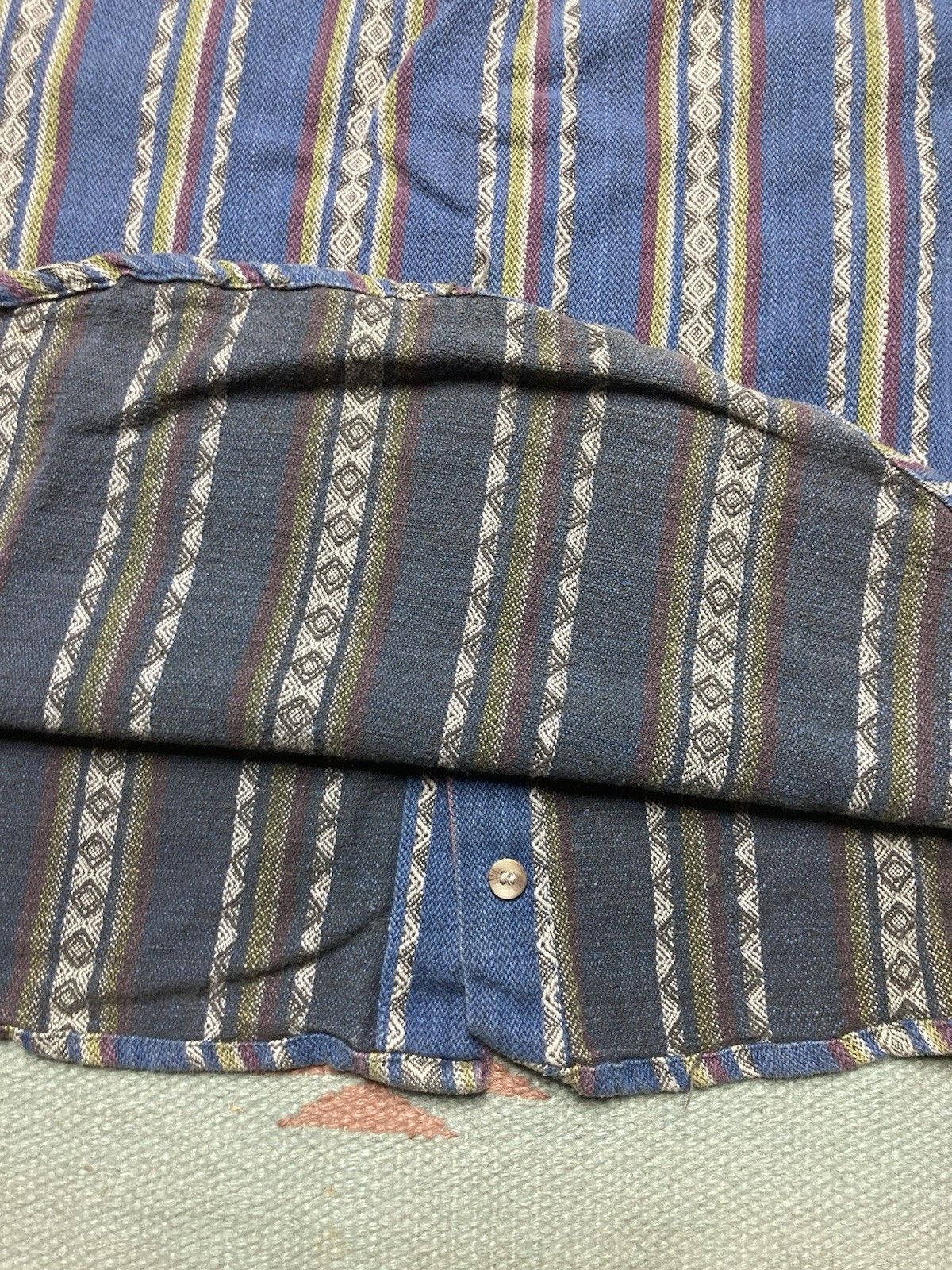 Vintage Vintage button shirt aztec striped woven cotton large Size US L / EU 52-54 / 3 - 6 Thumbnail
