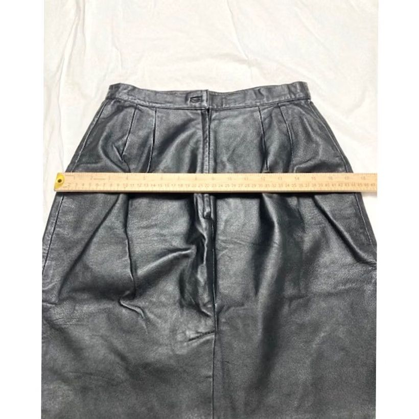 Vintage Newport News Genuine Leather Skirt Black Knee Length Lined - Size 6 Size 28" / US 6 / IT 42 - 6 Thumbnail
