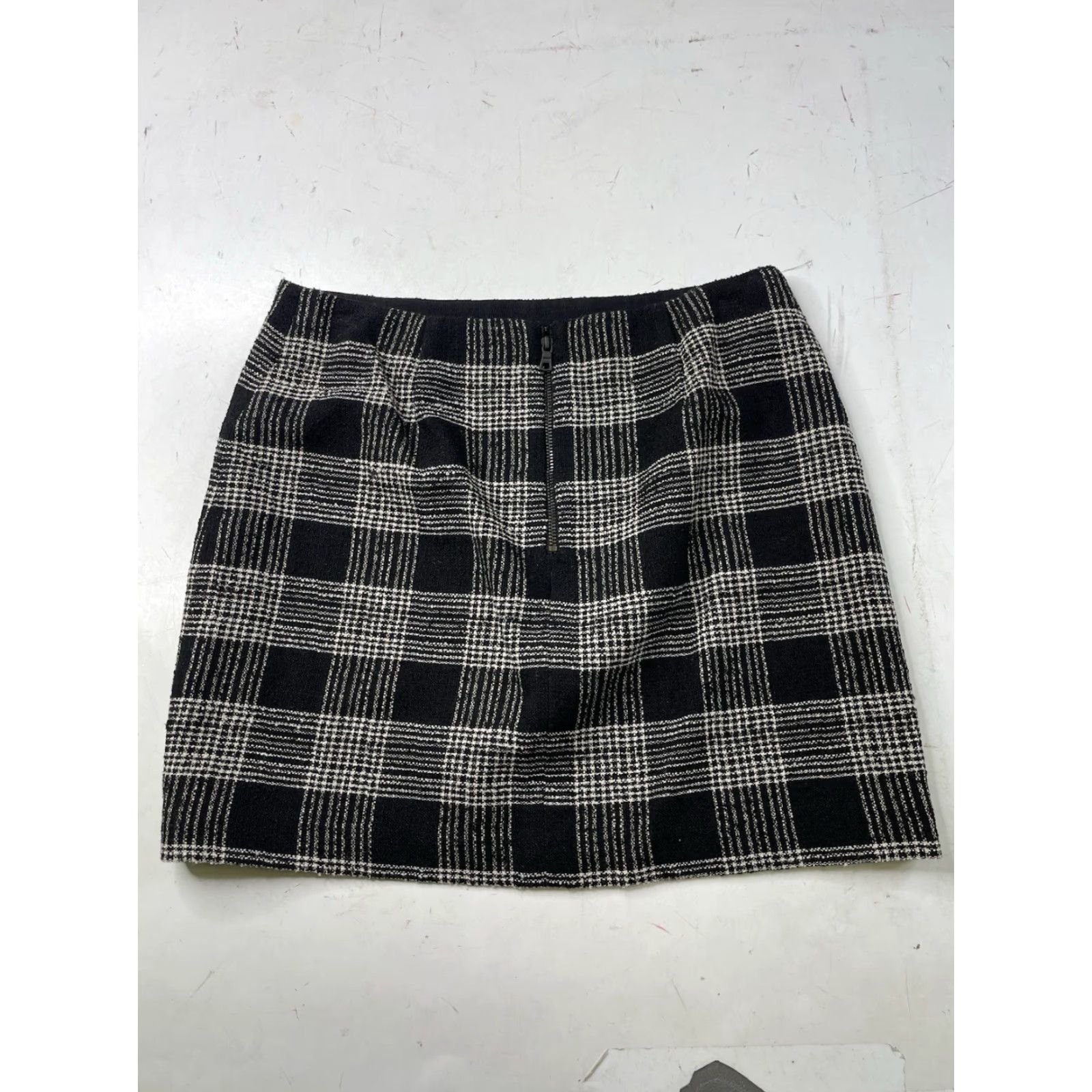 Alice + Olivia Alice Olivia Skirt Wool Mini Black Check 4 Women Short Lined Zip Employed Collection Vintage? Size 27" / US 4 / IT 40 - 7 Thumbnail