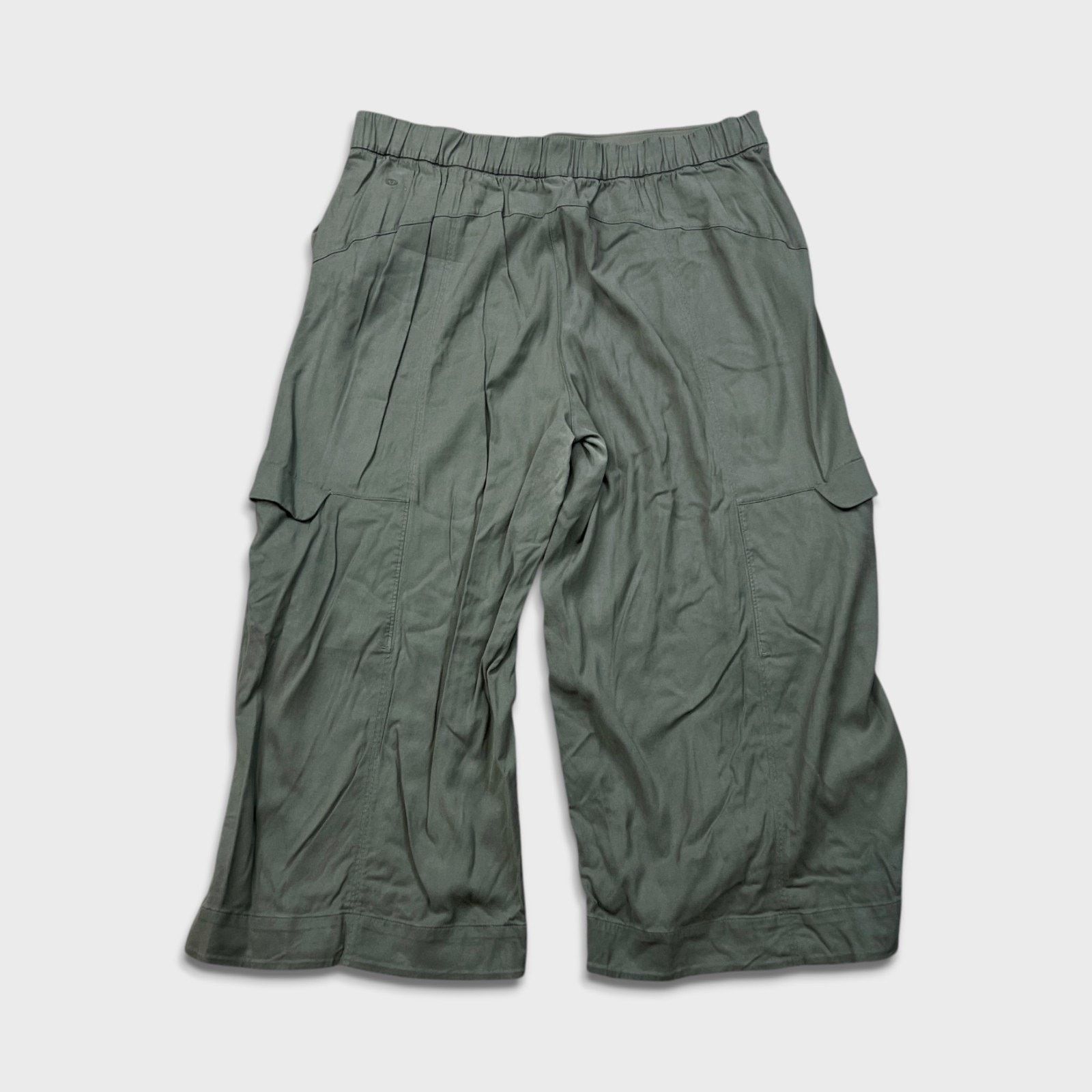 Lululemon Lululemon Metropolis Maven High Rise Crop Size 14 Sage Pants Size 36" / US 14 / IT 50 - 4 Thumbnail