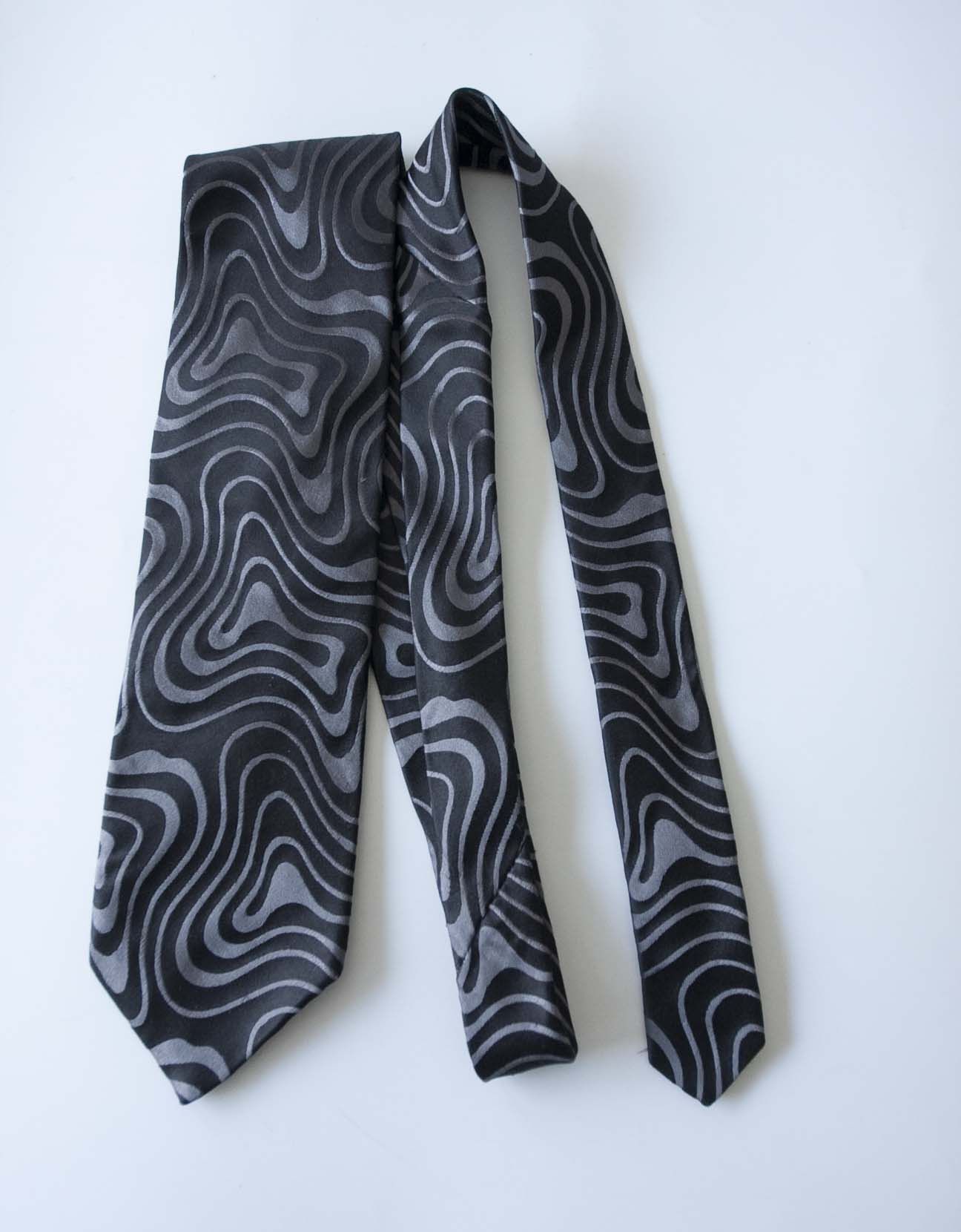 Moschino Moschino Necktie Tie 100% Silk Made in Italy Abstract Size ONE SIZE - 2 Thumbnail