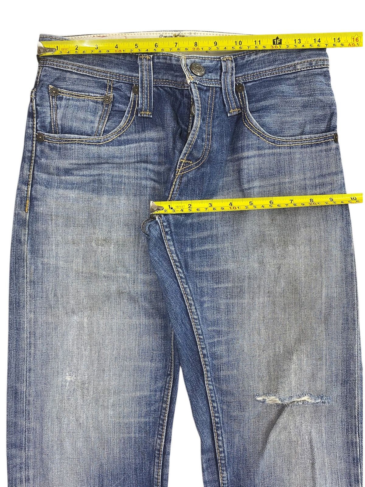 Levi's Levi’s Whiskers Faded Blue Wash Style Loose Jeans Size US 29 - 5 Thumbnail