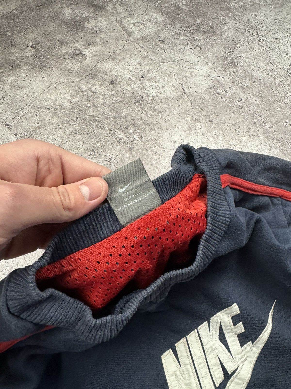 Nike Rare! Vintage Nike Big Logo Sweatshirt 90s Y2K Embroidered Size US XL / EU 56 / 4 - 7 Thumbnail
