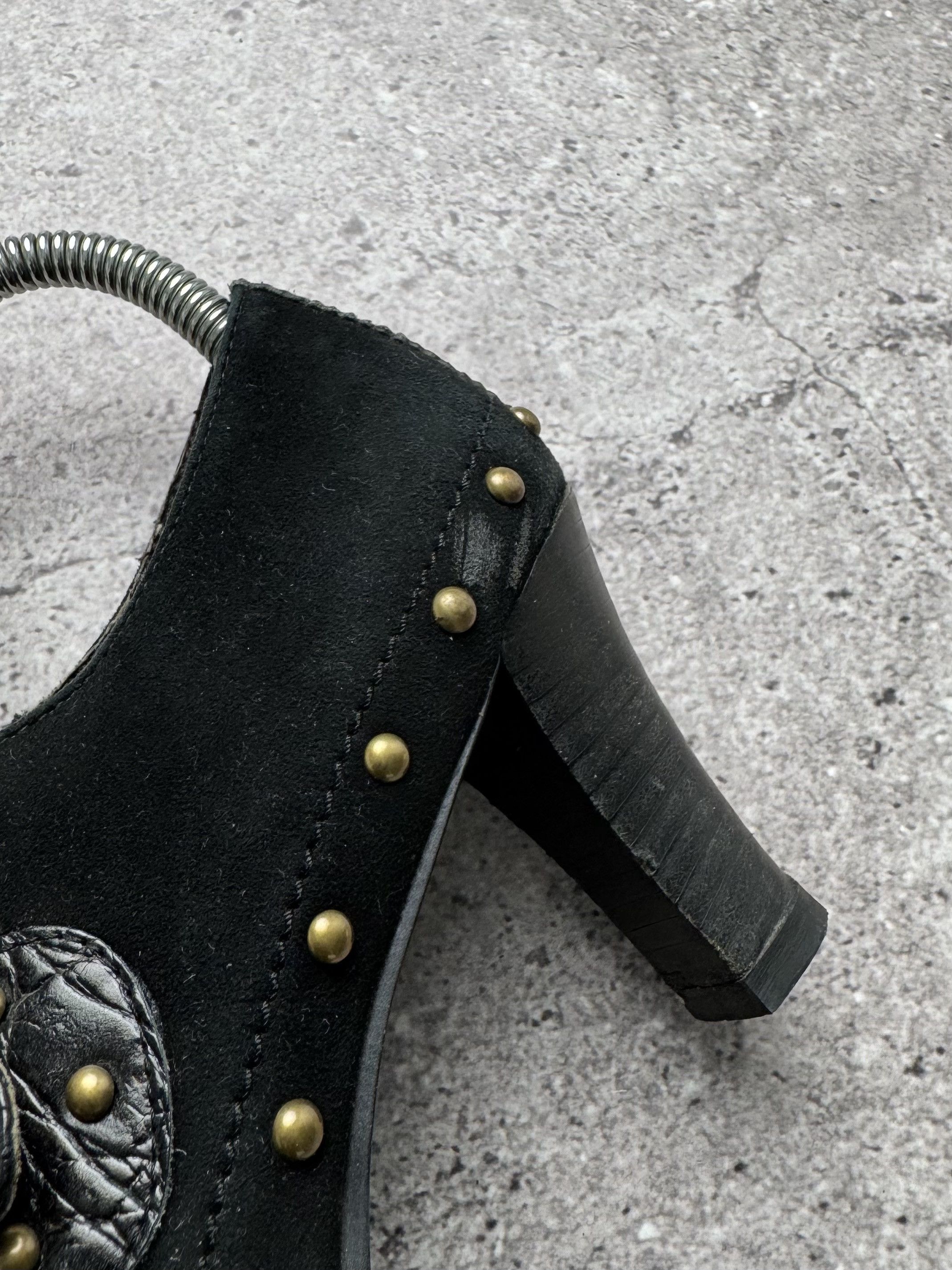 Vintage Vintage Leather Heels With Metal Details C2(V500) Size US 5 / IT 35 - 4 Thumbnail