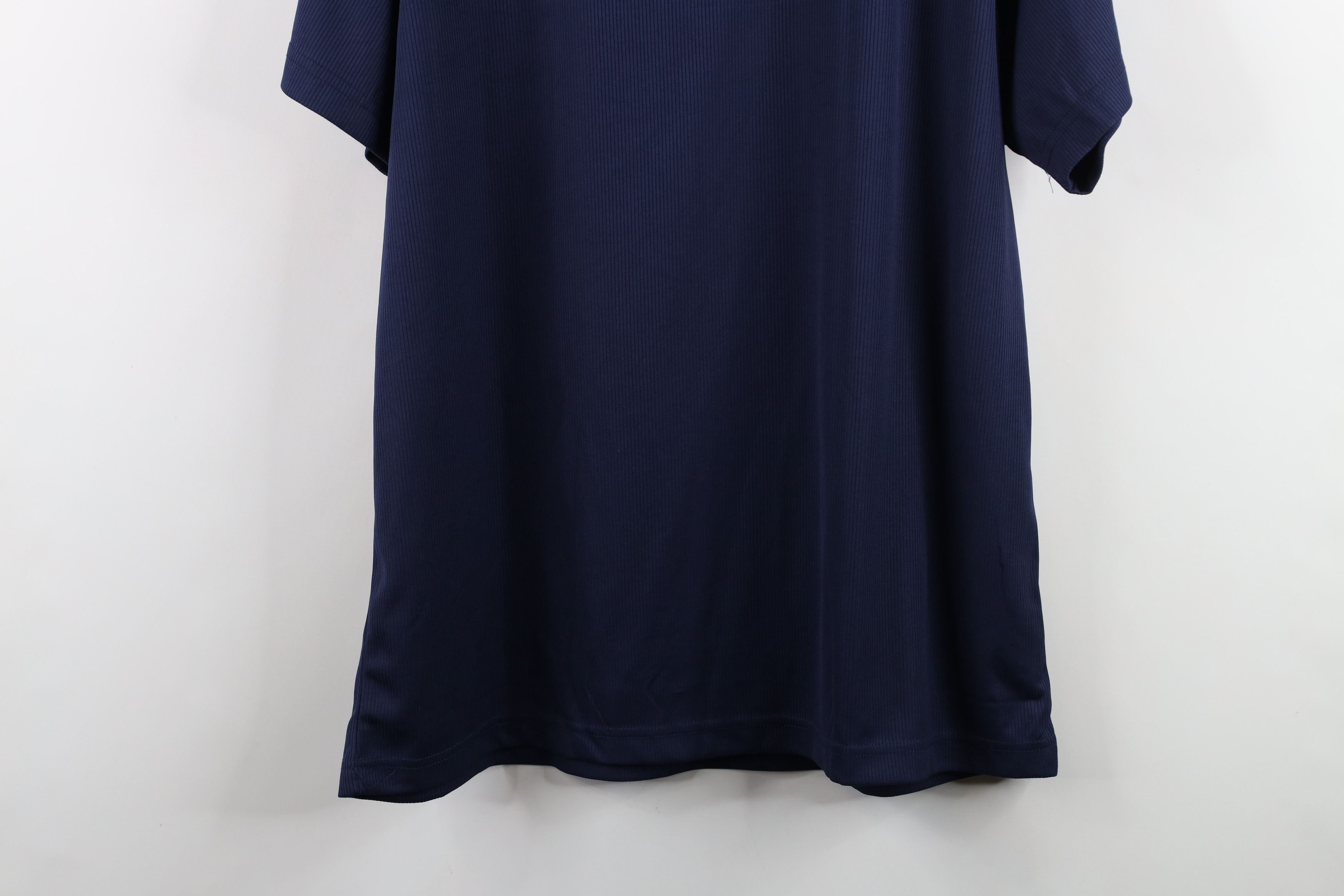 Vintage Vintage 90s Streetwear Knit Short Sleeve V-Neck T-Shirt Blue Size US XL / EU 56 / 4 - 12 Thumbnail